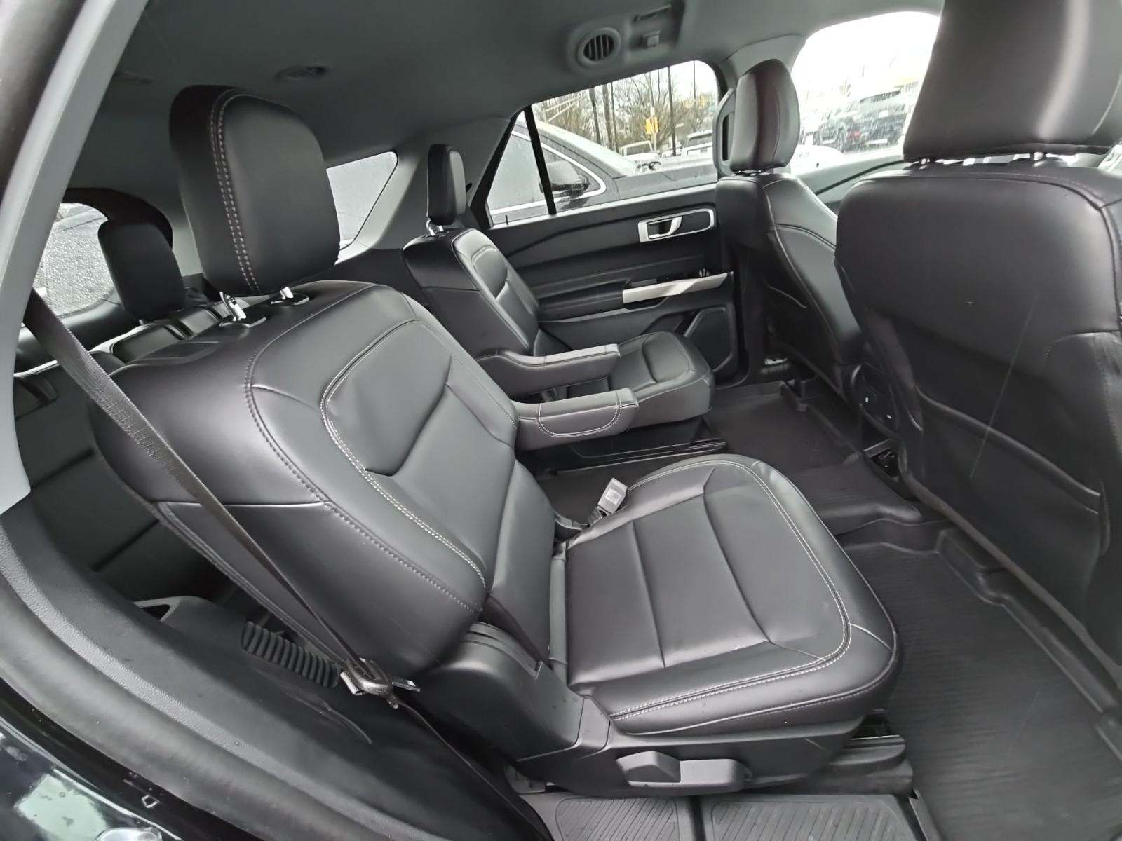 2023 Ford Explorer XLT AWD