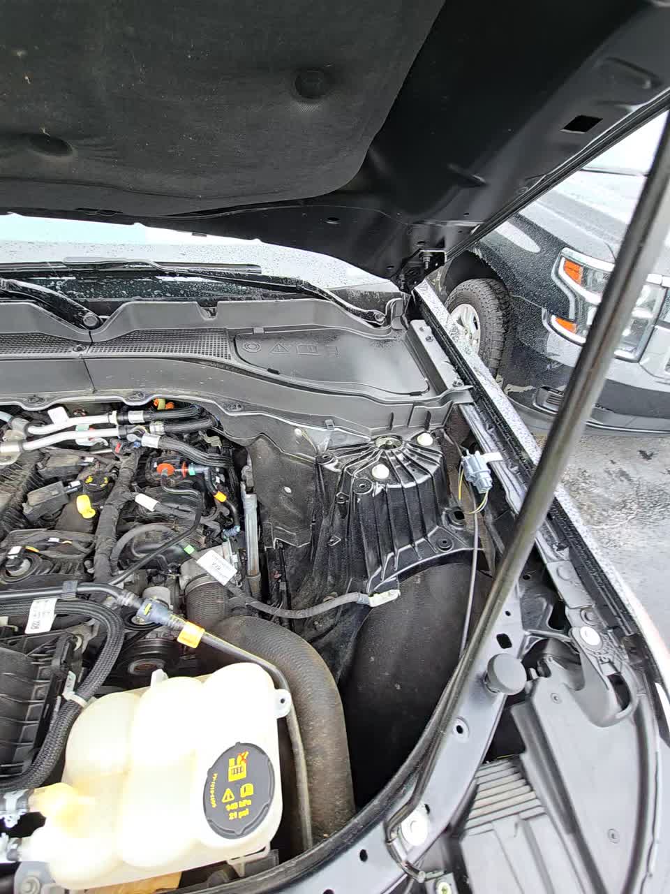 2023 Ford Explorer XLT AWD