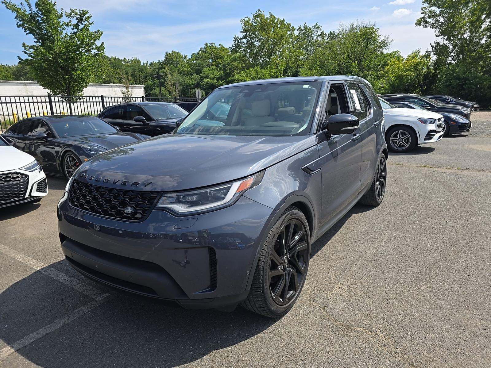 2024 Land Rover Discovery S AWD