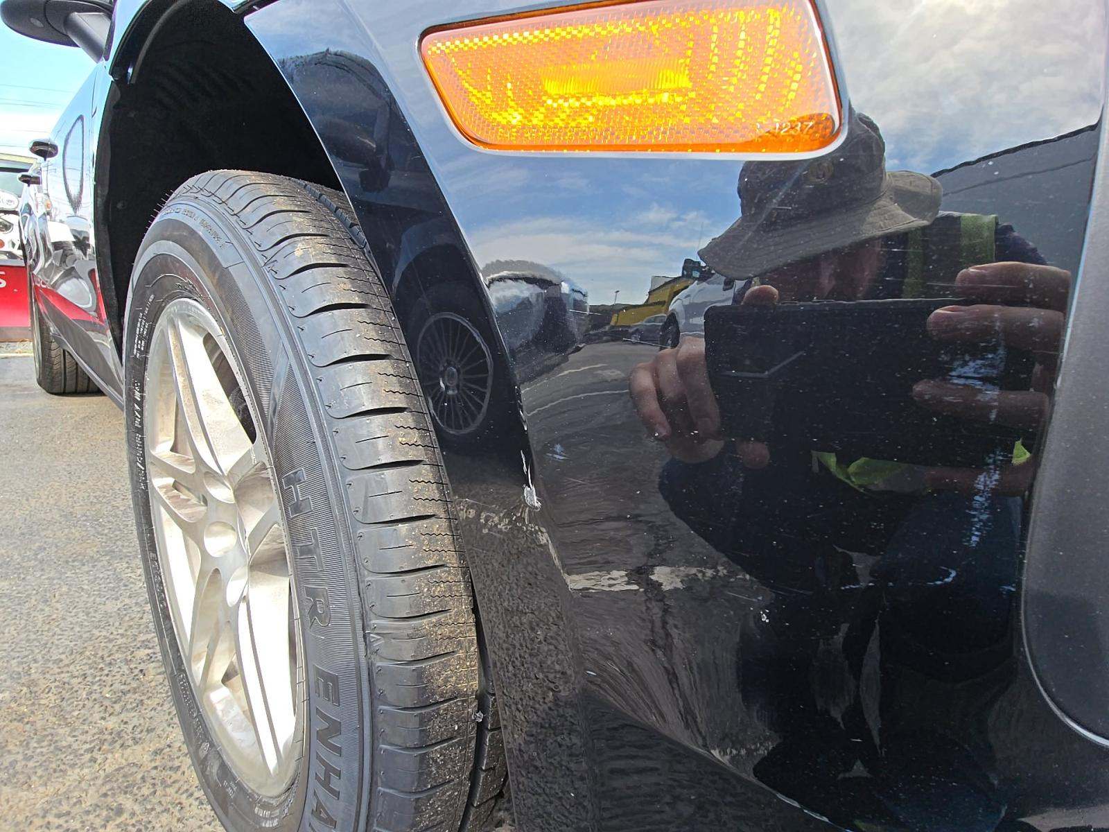 2020 Porsche Macan Base AWD