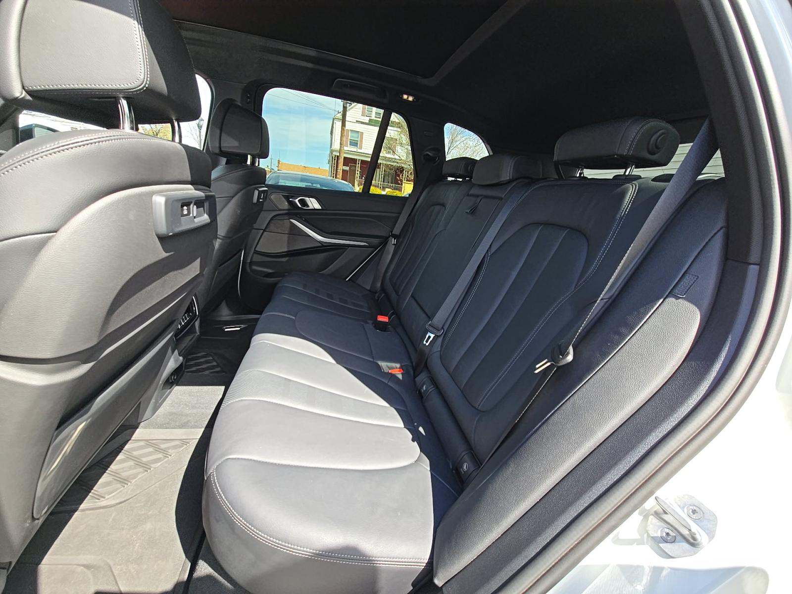 2022 BMW X5 M50i AWD