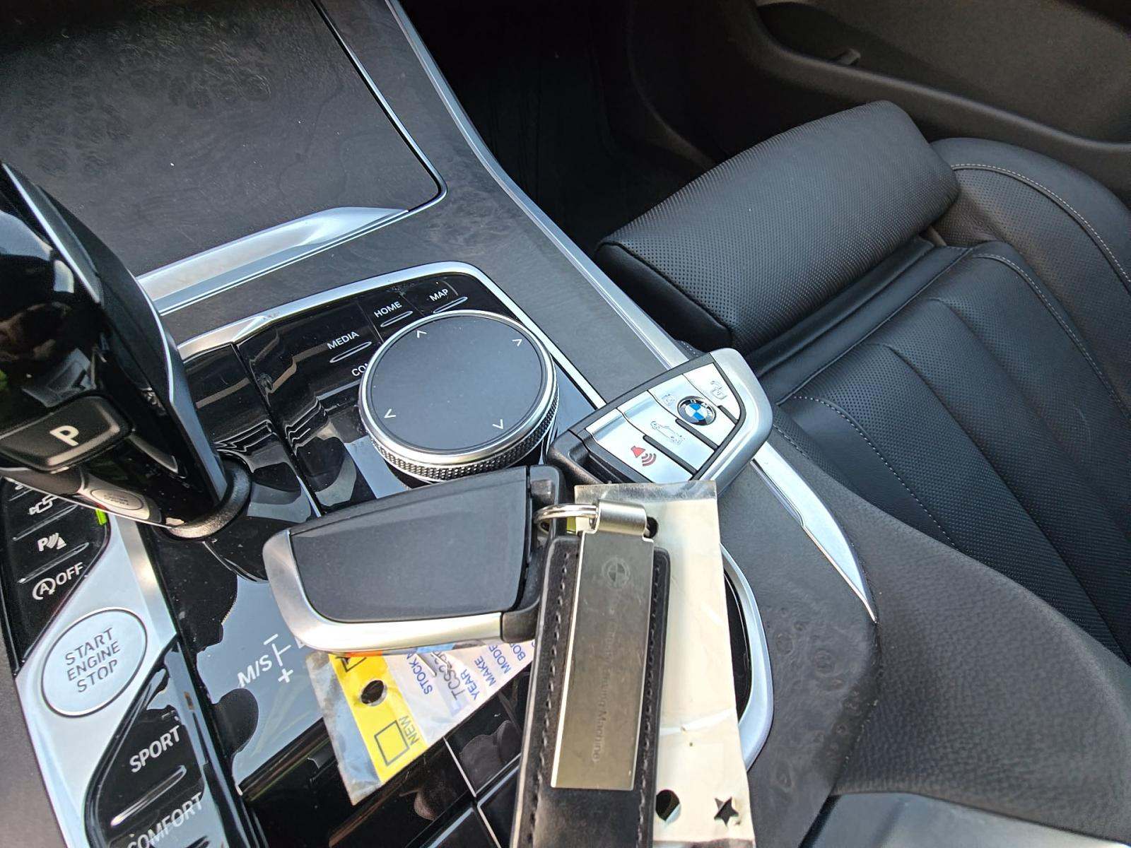 2022 BMW X5 M50i AWD