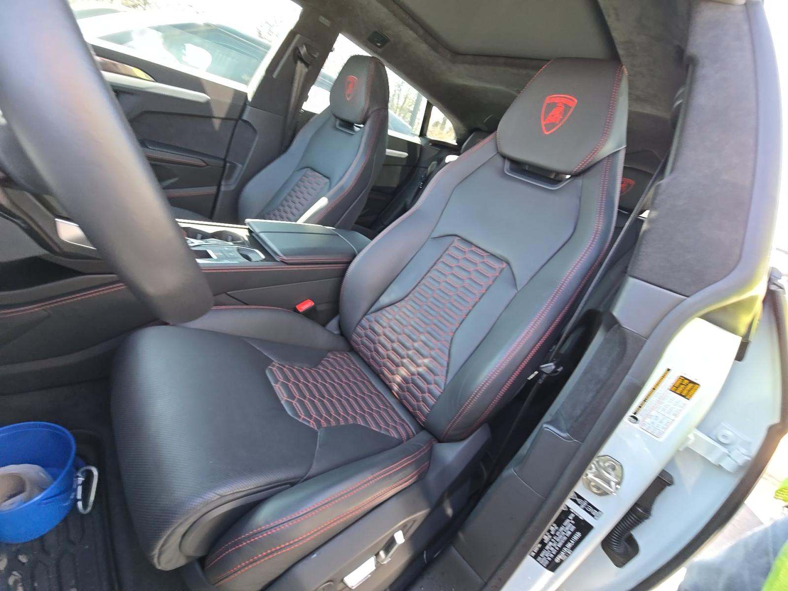 2021 Lamborghini Urus Base AWD