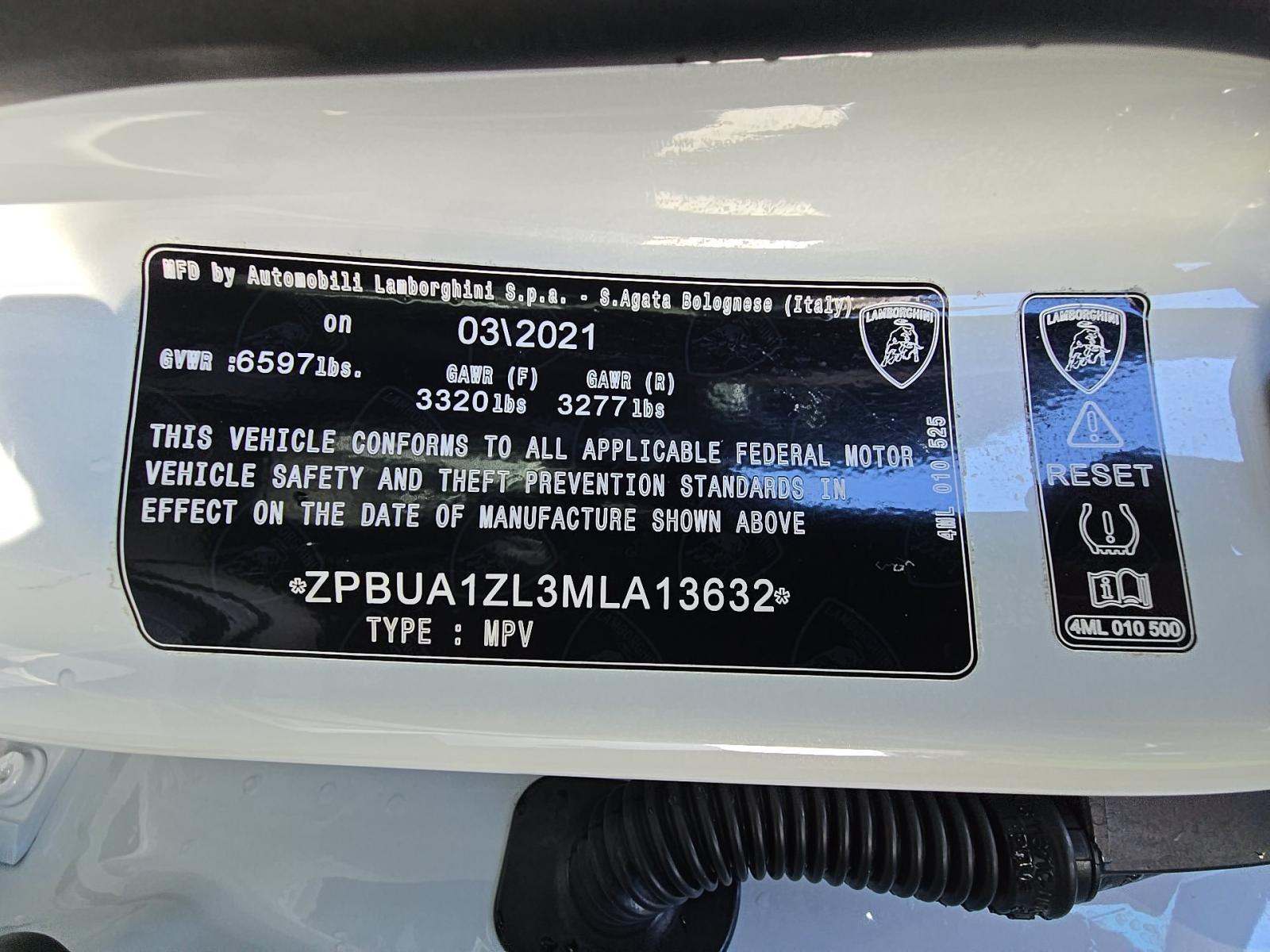 2021 Lamborghini Urus Base AWD