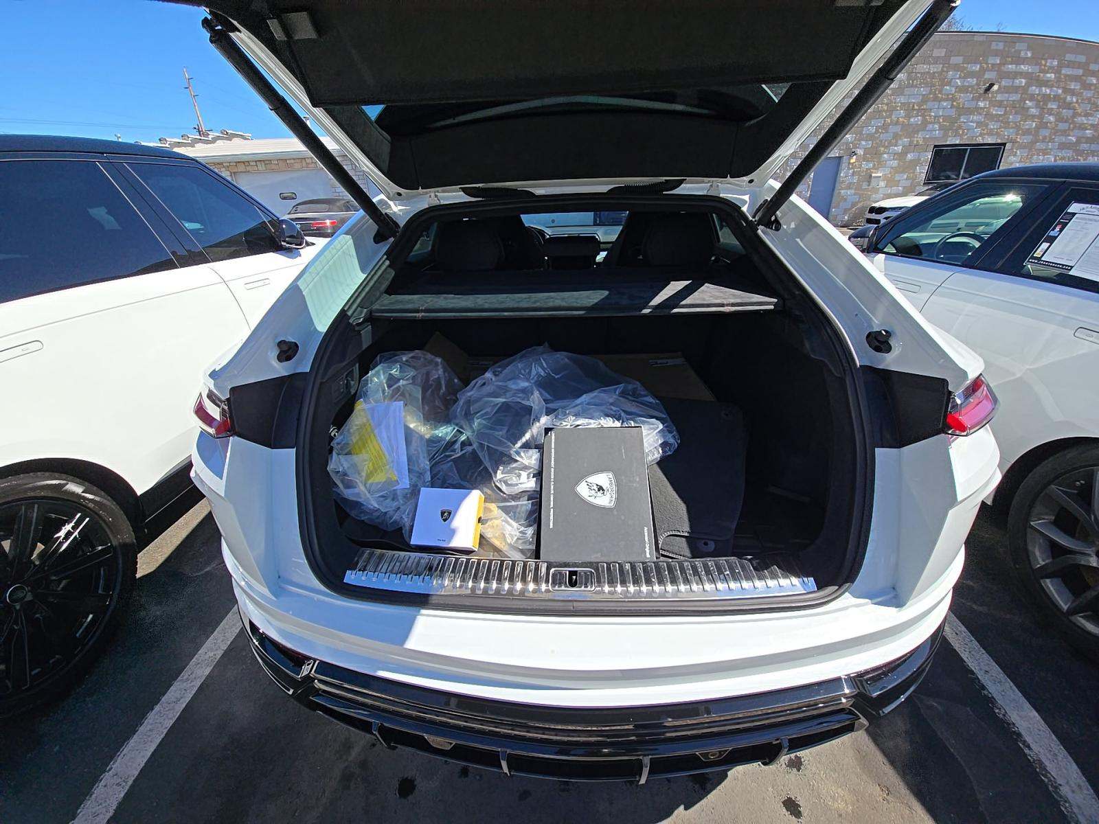 2021 Lamborghini Urus Base AWD