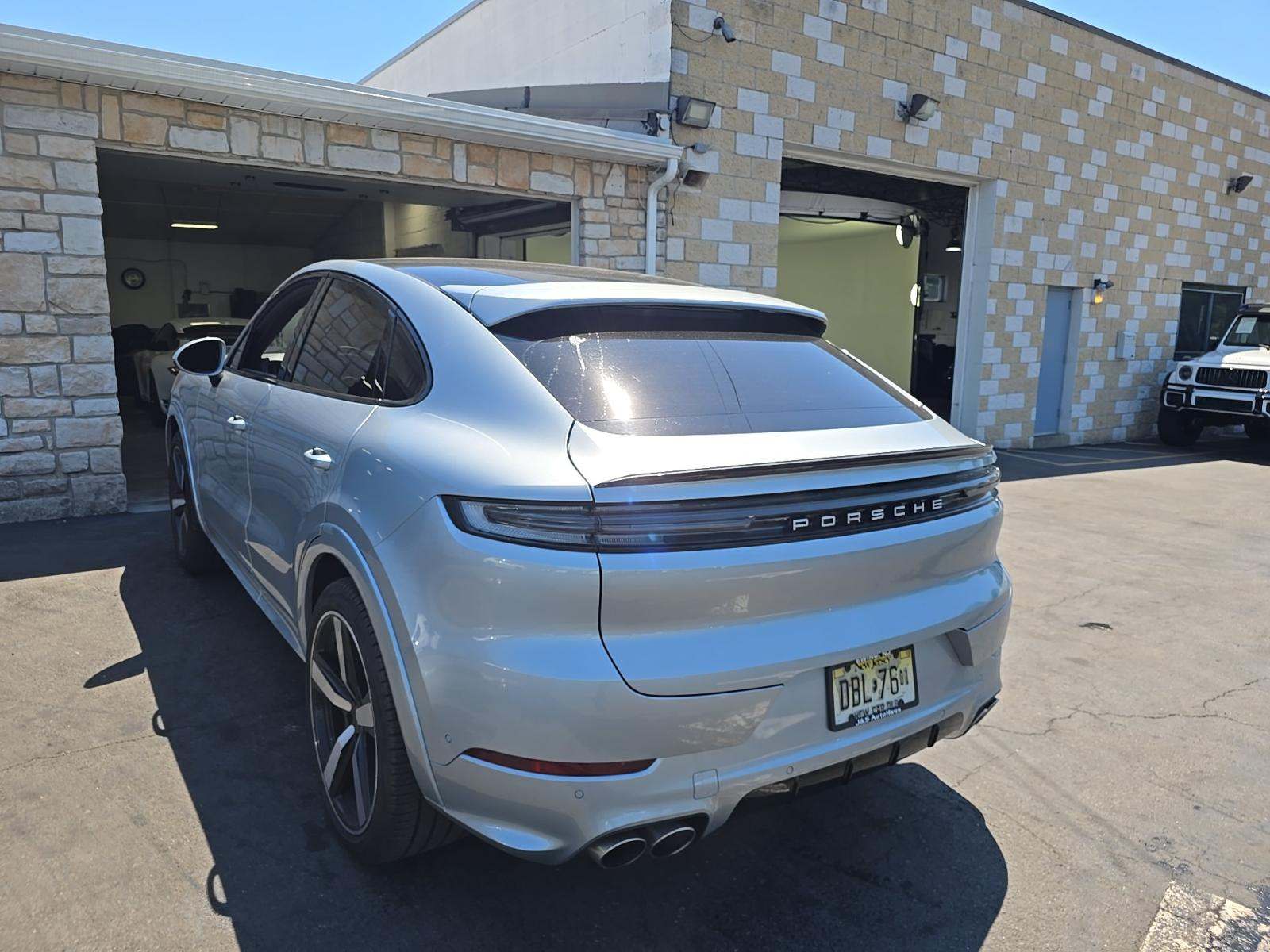 PORSCHE CAYENNE - 2