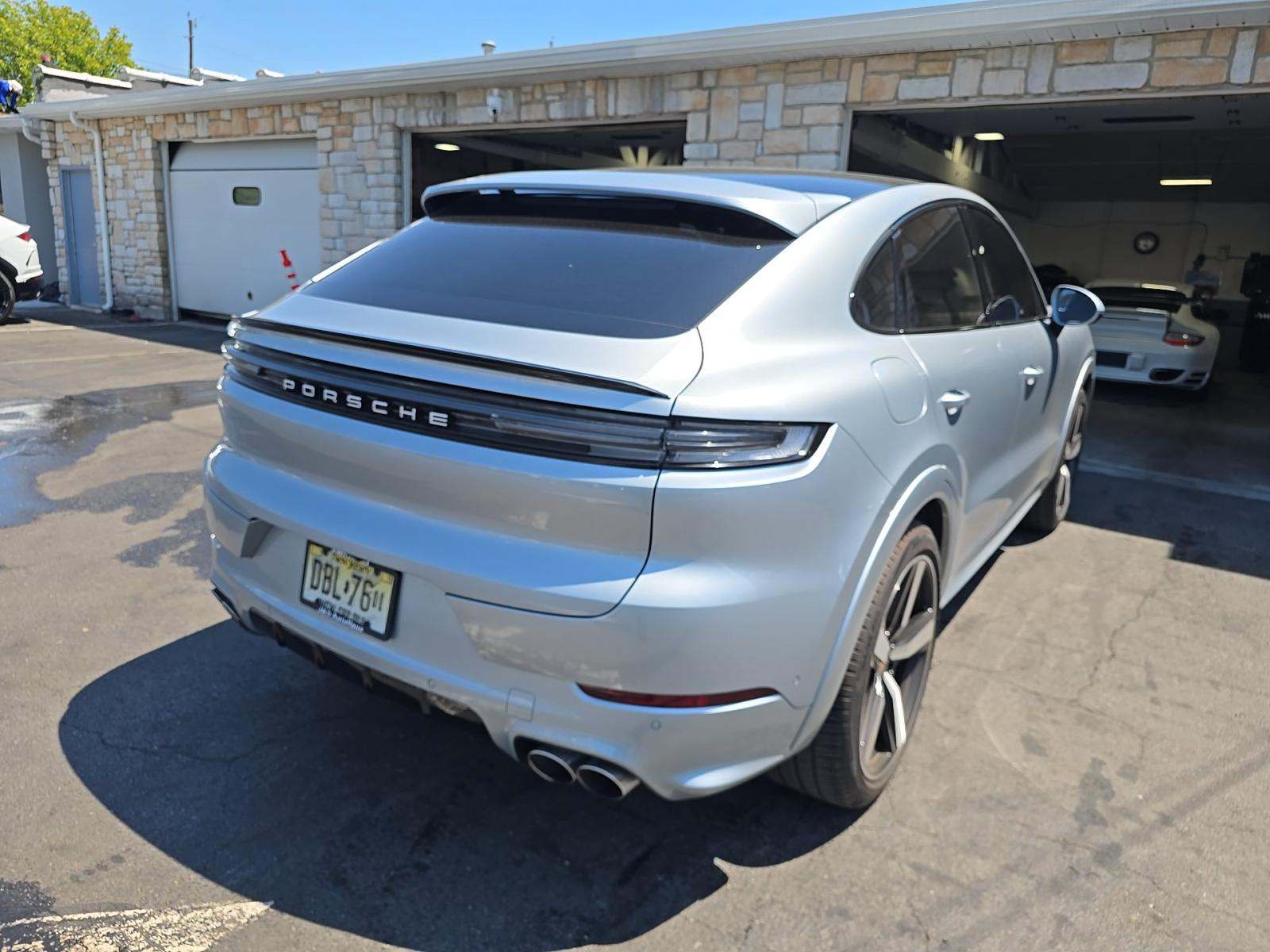PORSCHE CAYENNE - 3