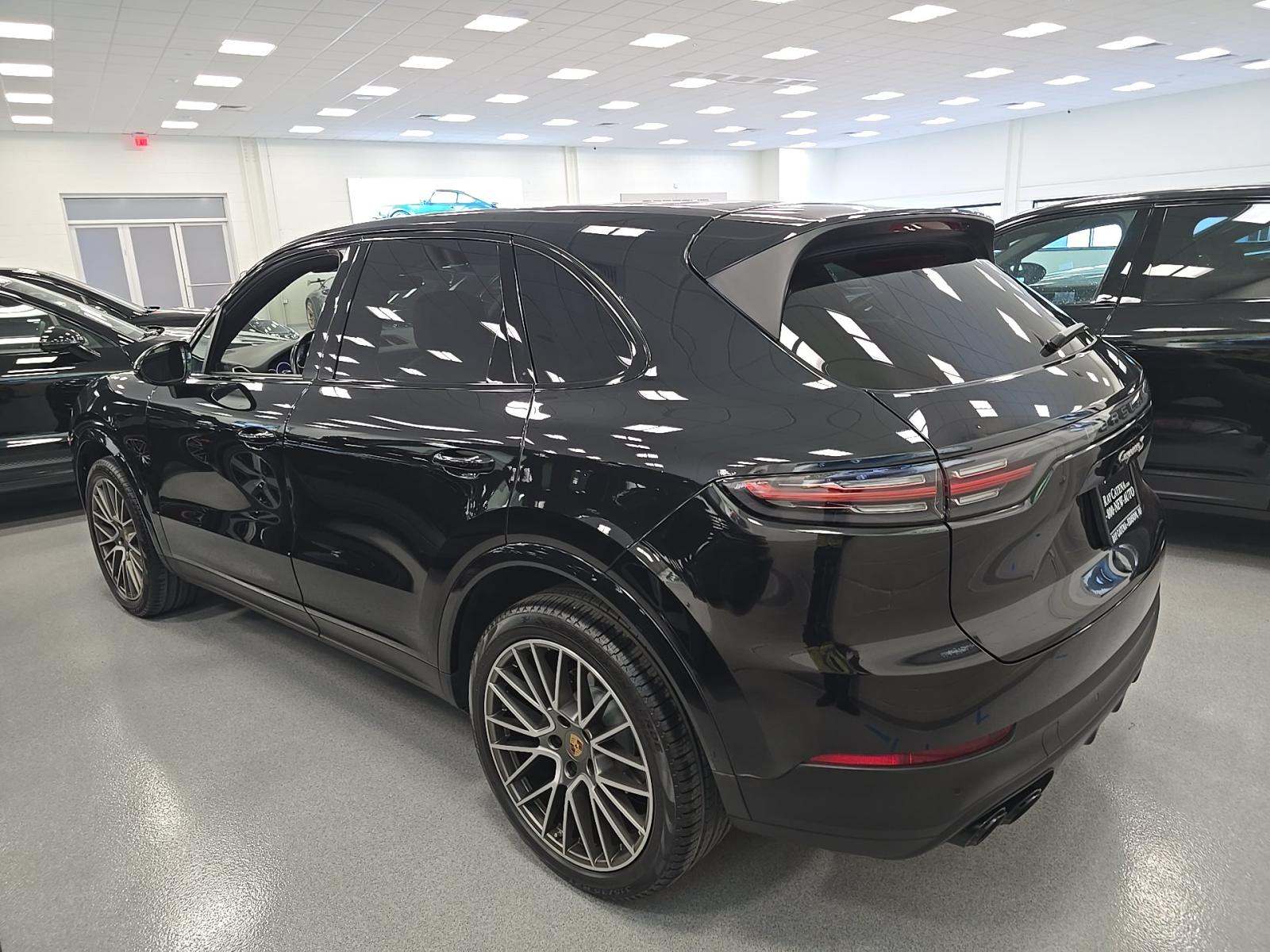 PORSCHE CAYENNE - 2