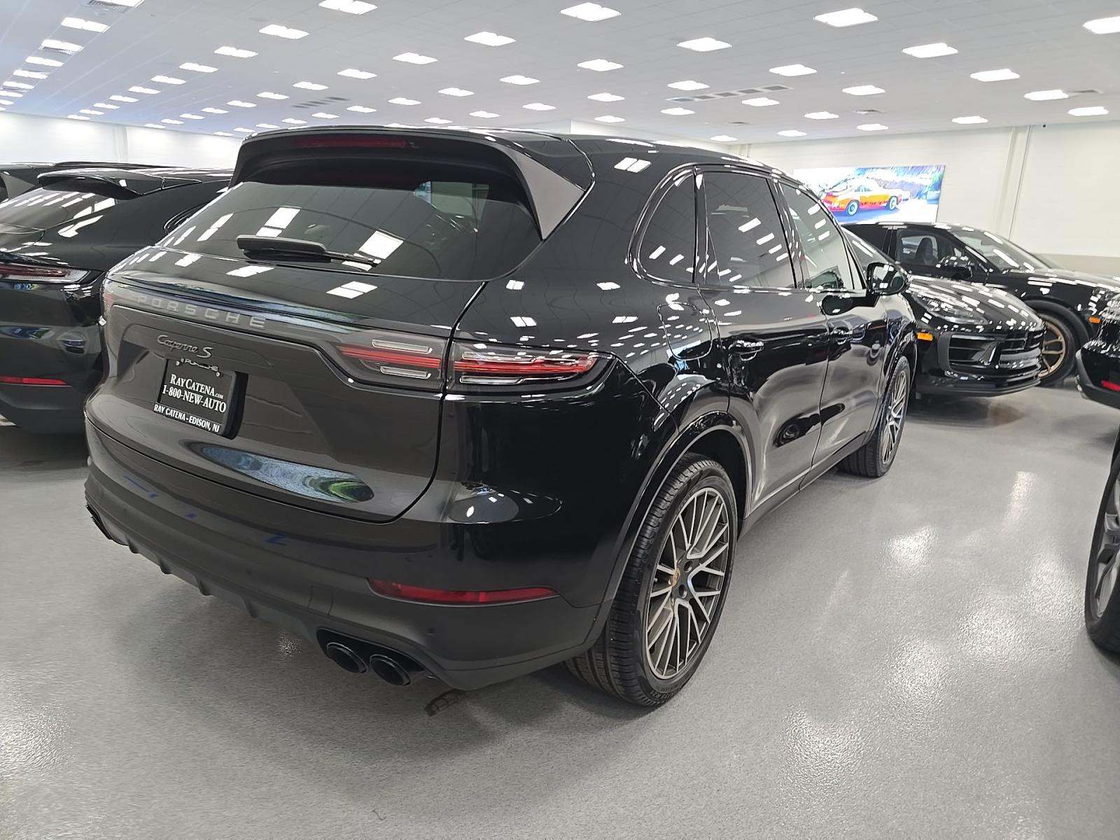 PORSCHE CAYENNE - 3