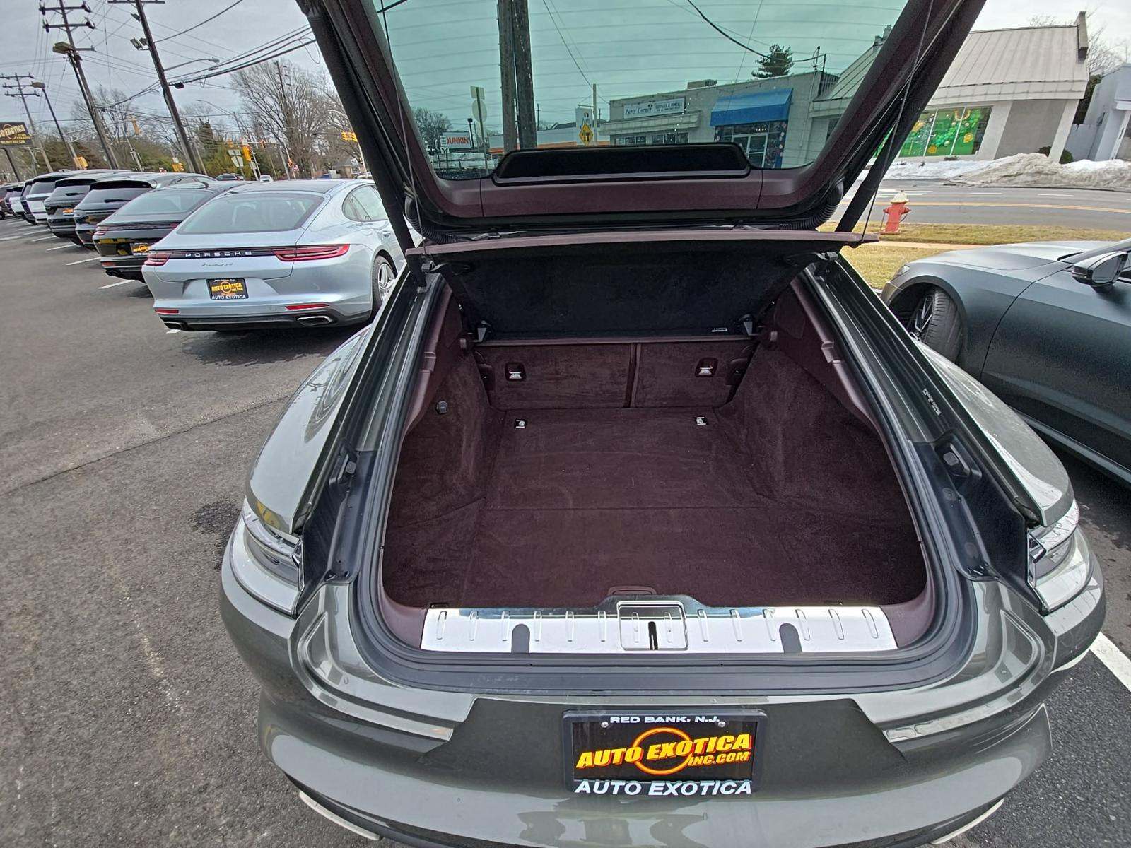 2022 Porsche Panamera 4 AWD