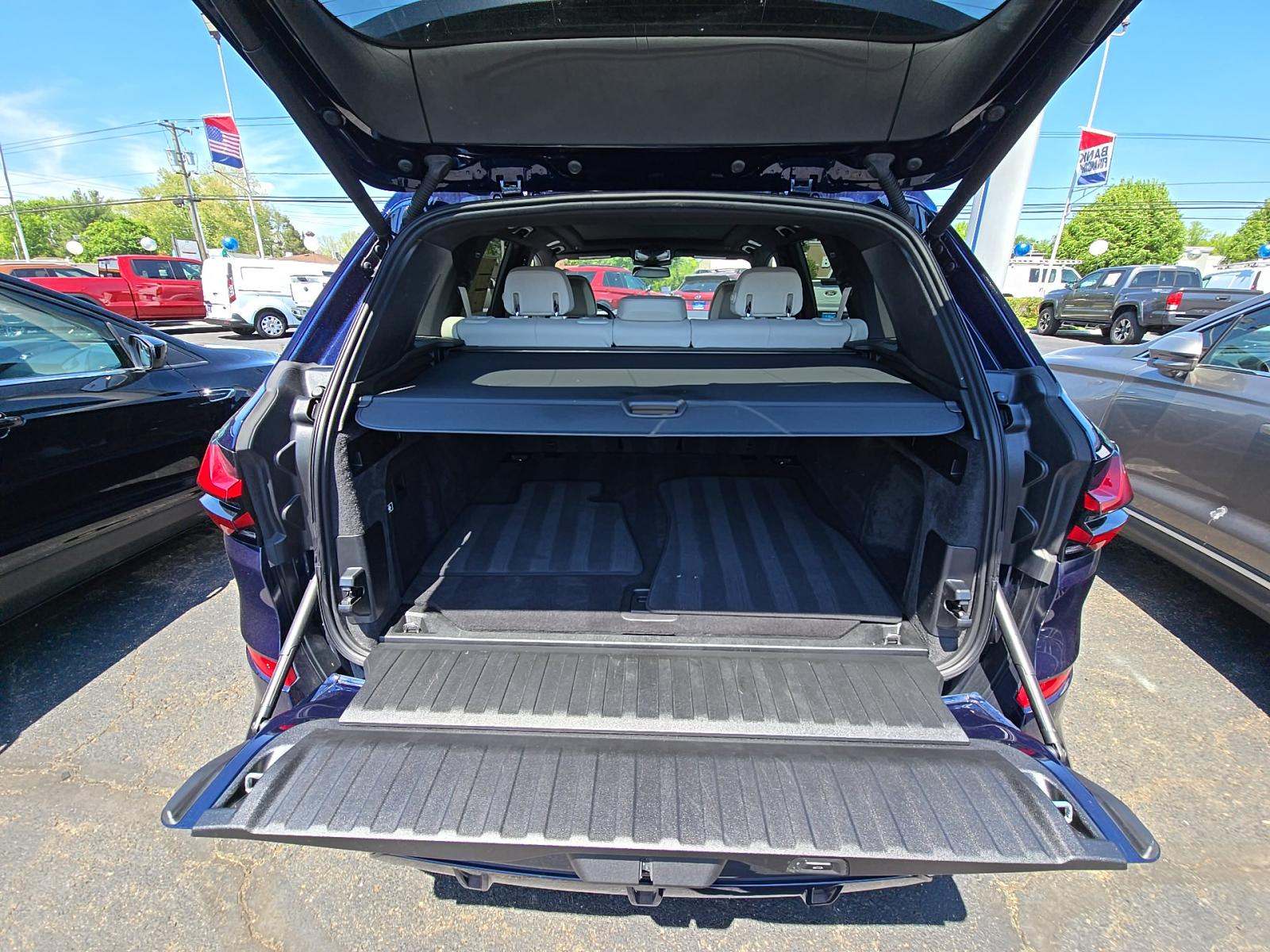2024 BMW X5 M60i xDrive AWD