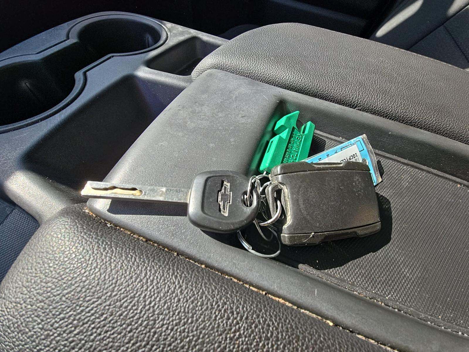 CHEVROLET SILVERADO - 8