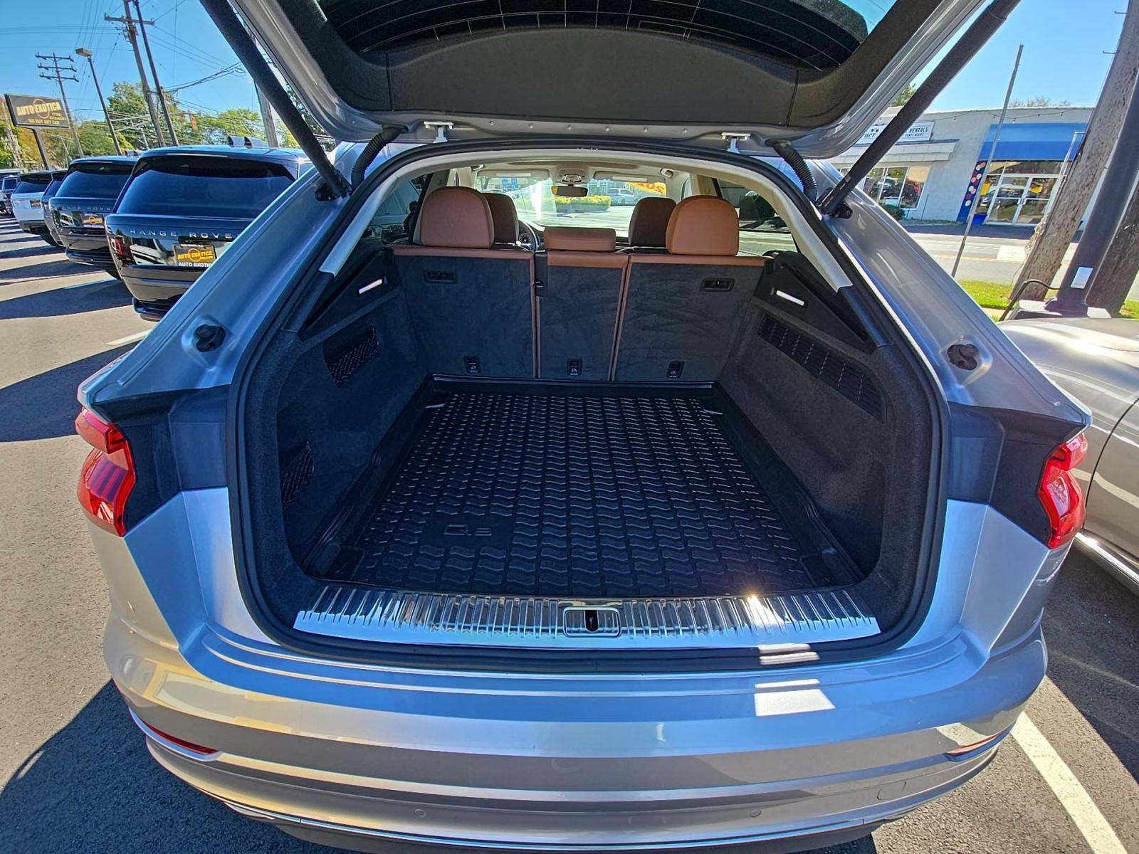 2022 Audi Q8 Premium Plus AWD