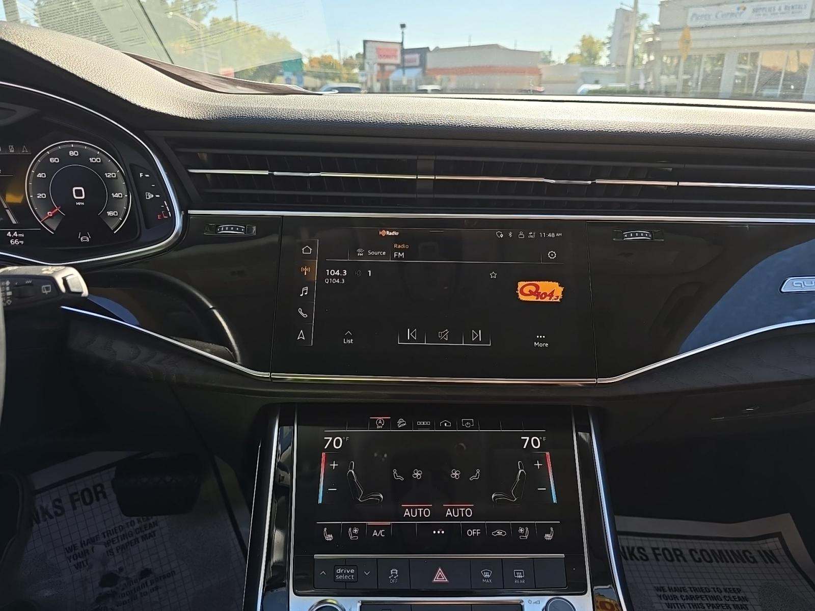 2022 Audi Q8 Premium Plus AWD