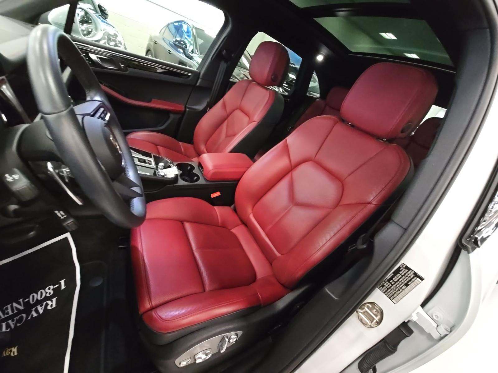 2022 Porsche Macan S AWD