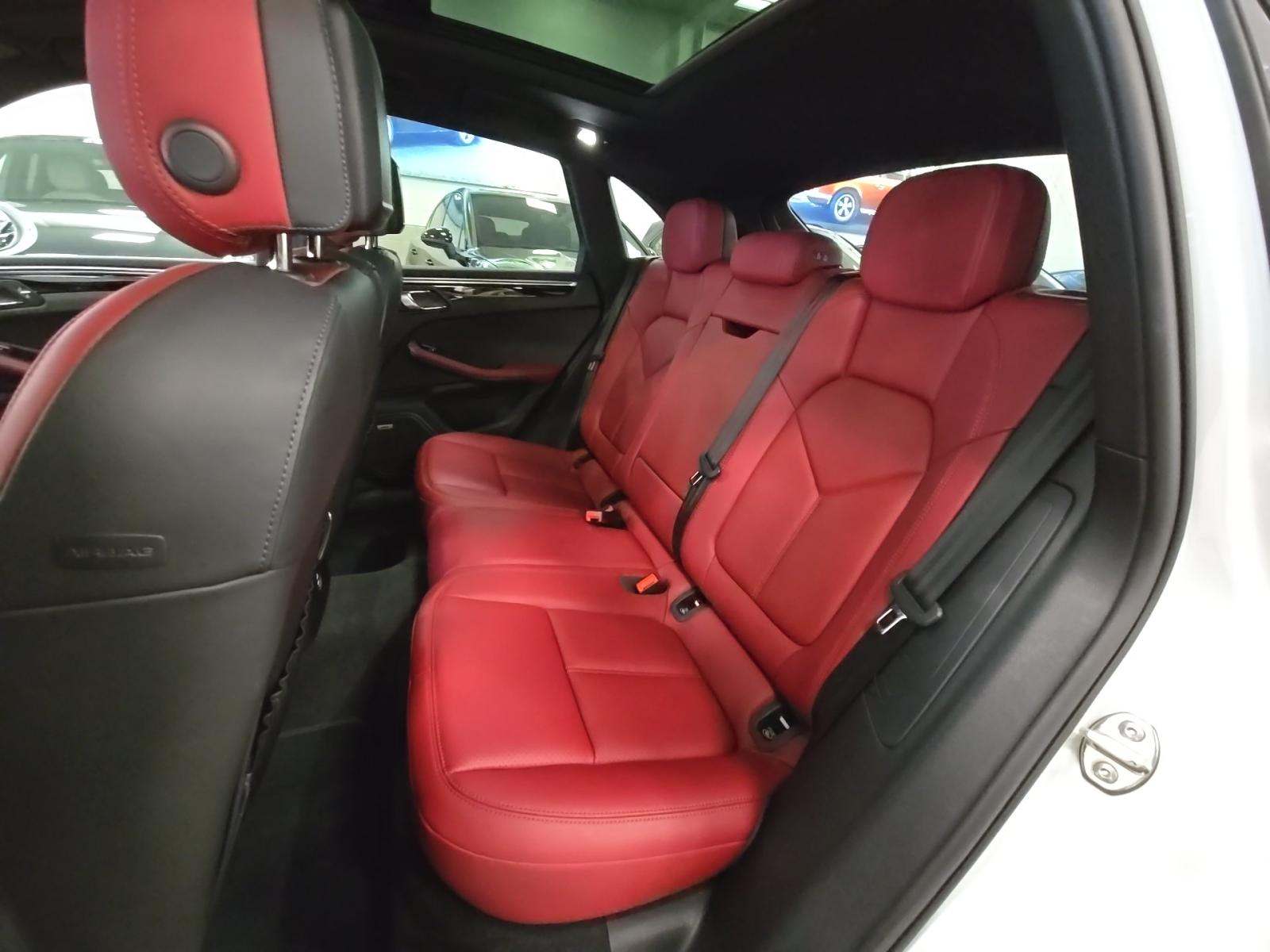 2022 Porsche Macan S AWD