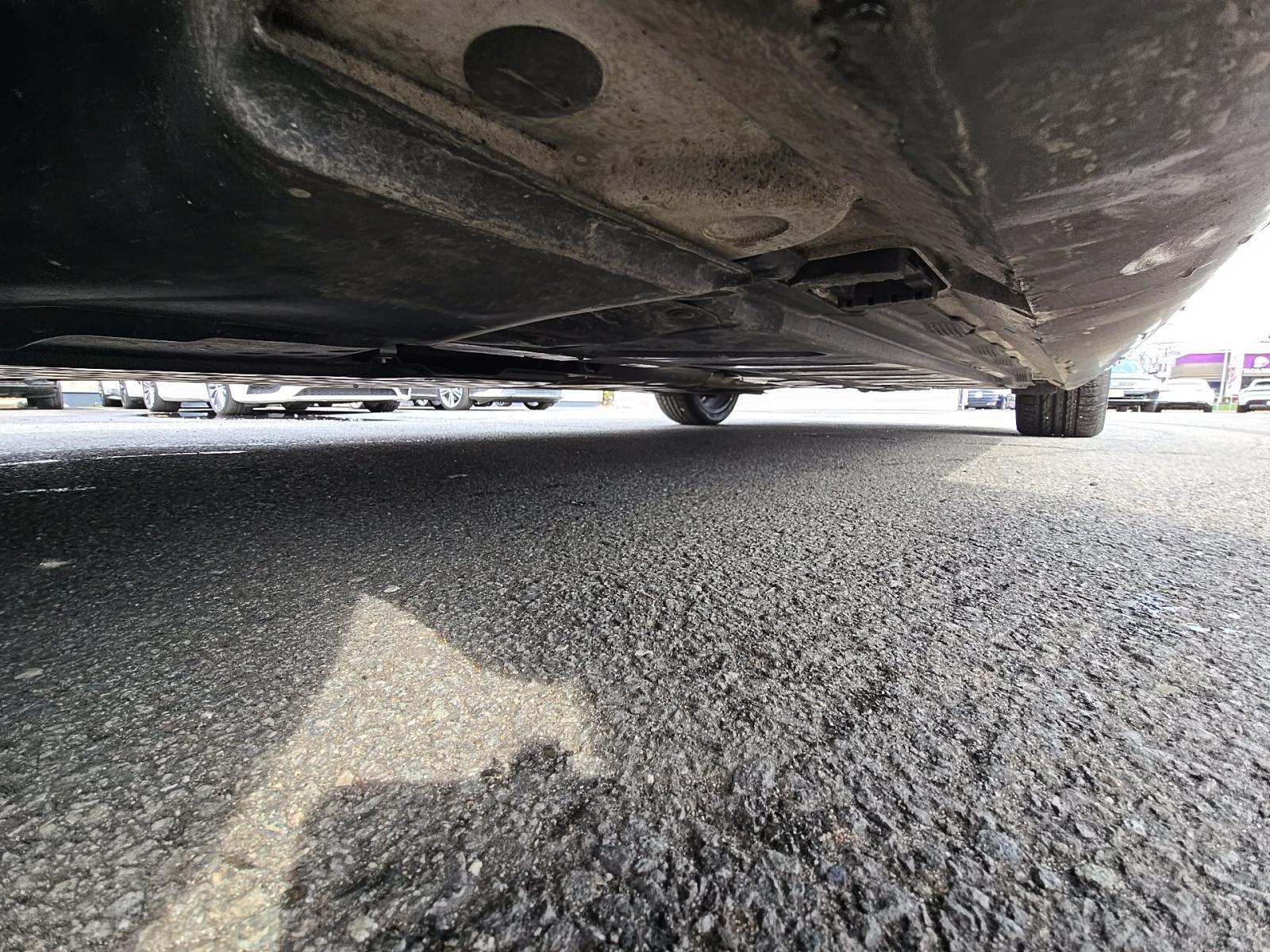 MERCEDES-BENZ E-CLASS - 7