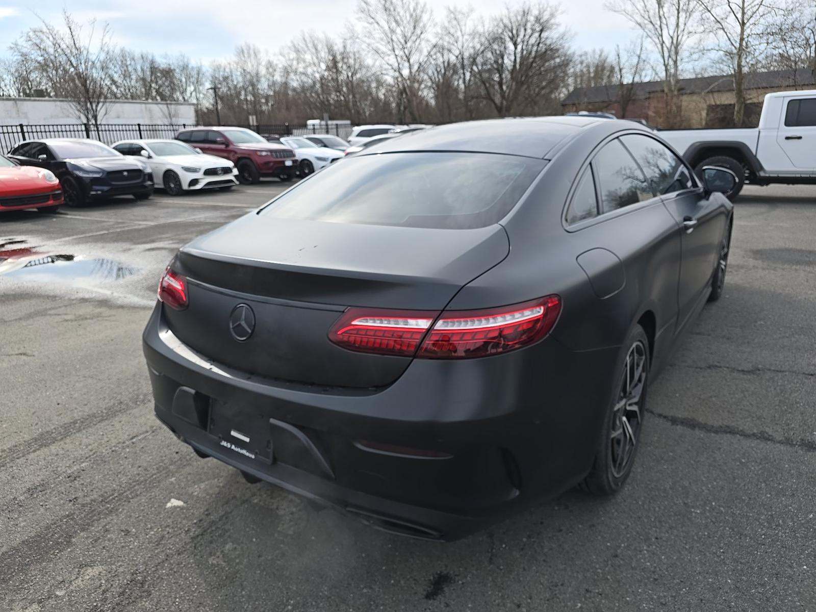 MERCEDES-BENZ E-CLASS - 3