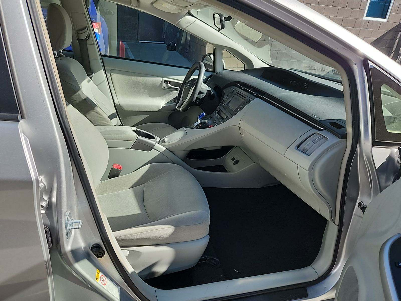 2013 Toyota Prius Three FWD