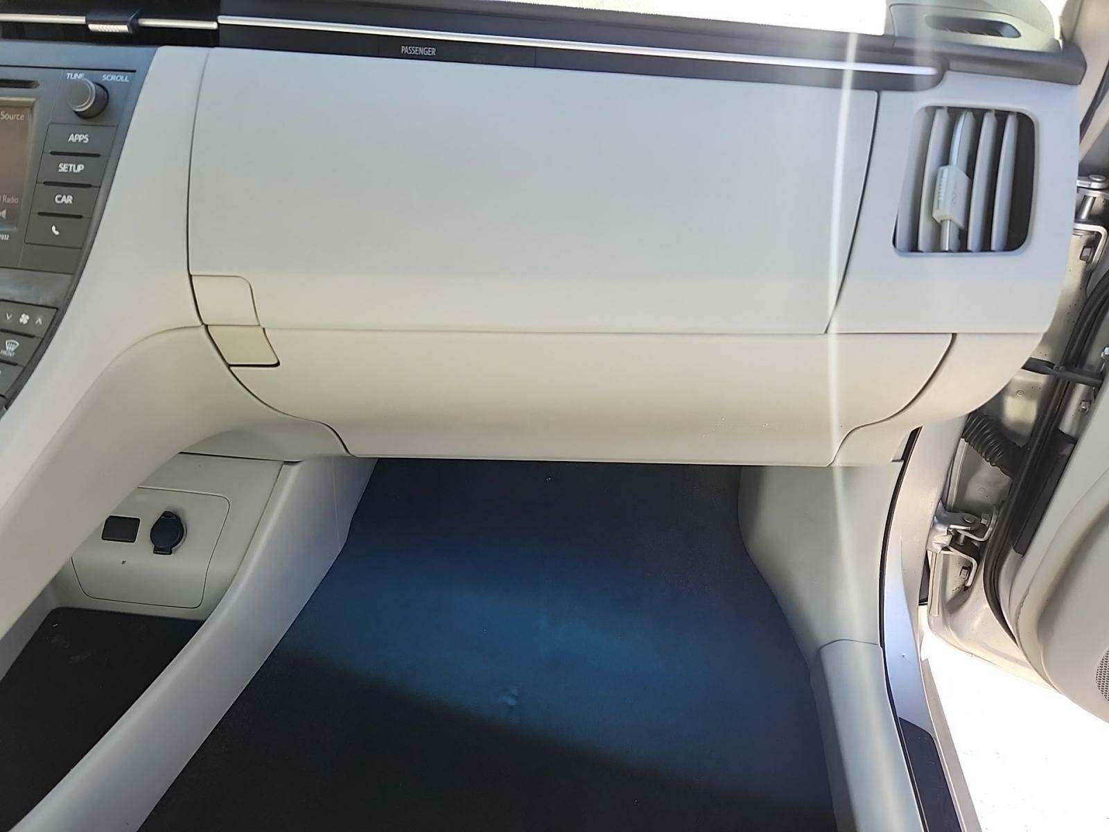 2013 Toyota Prius Three FWD