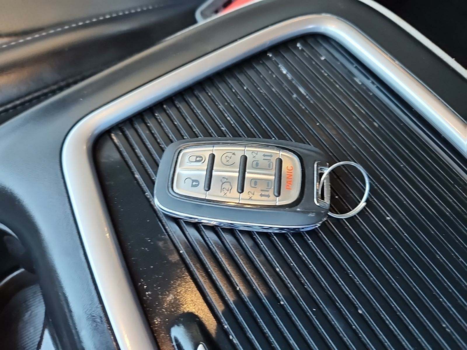 2023 Chrysler Pacifica Touring L FWD