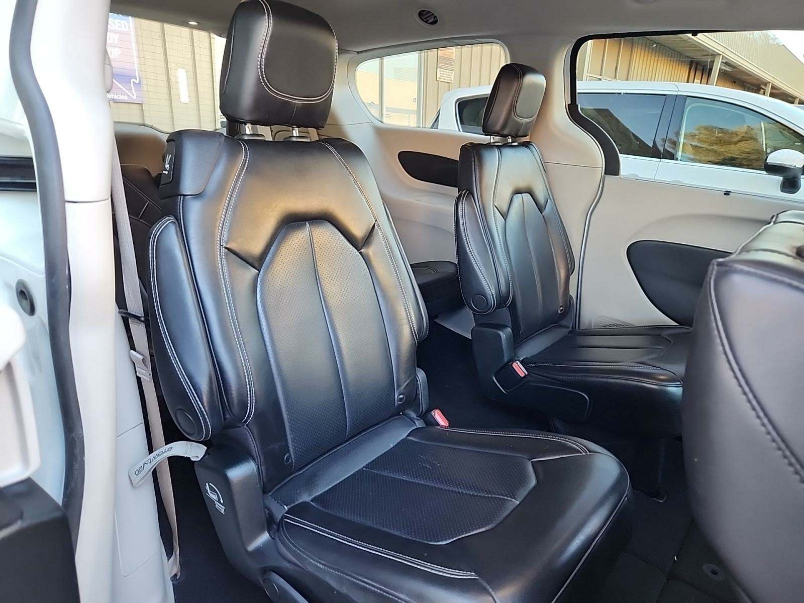 2023 Chrysler Pacifica Touring L FWD