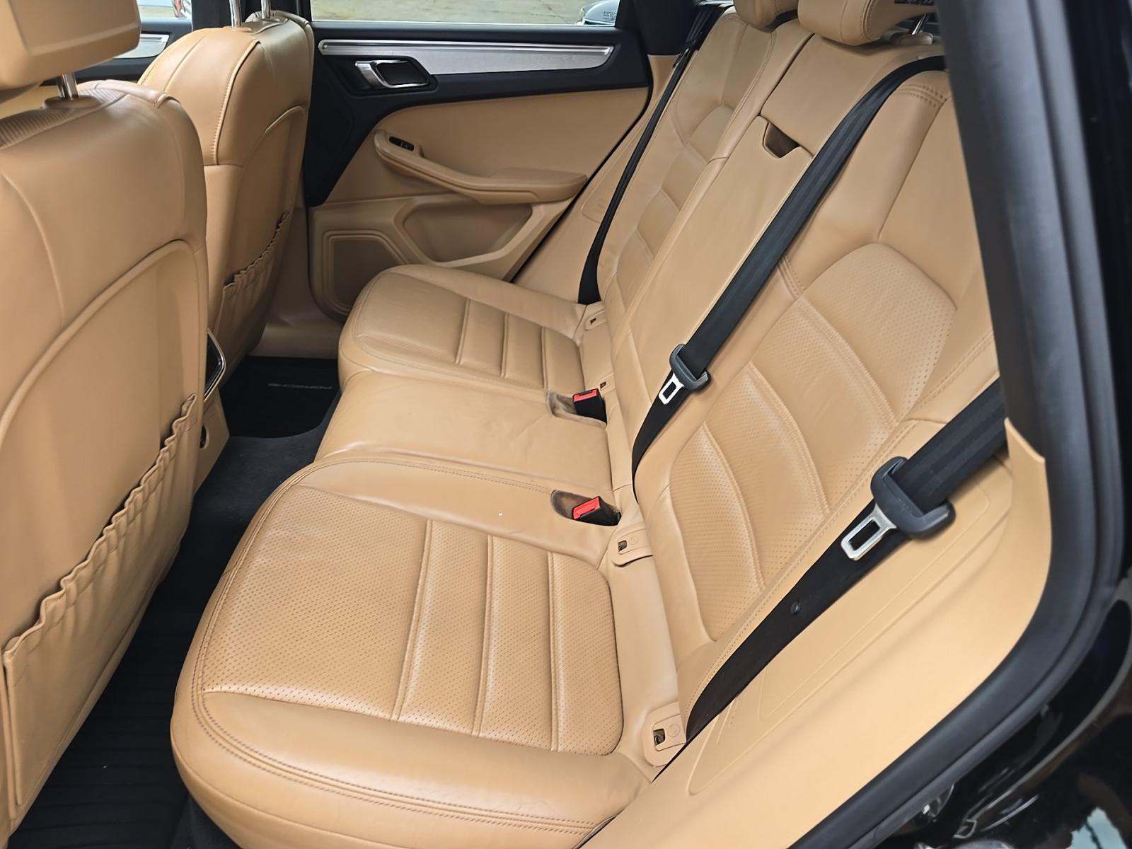 2017 Porsche Macan Turbo AWD