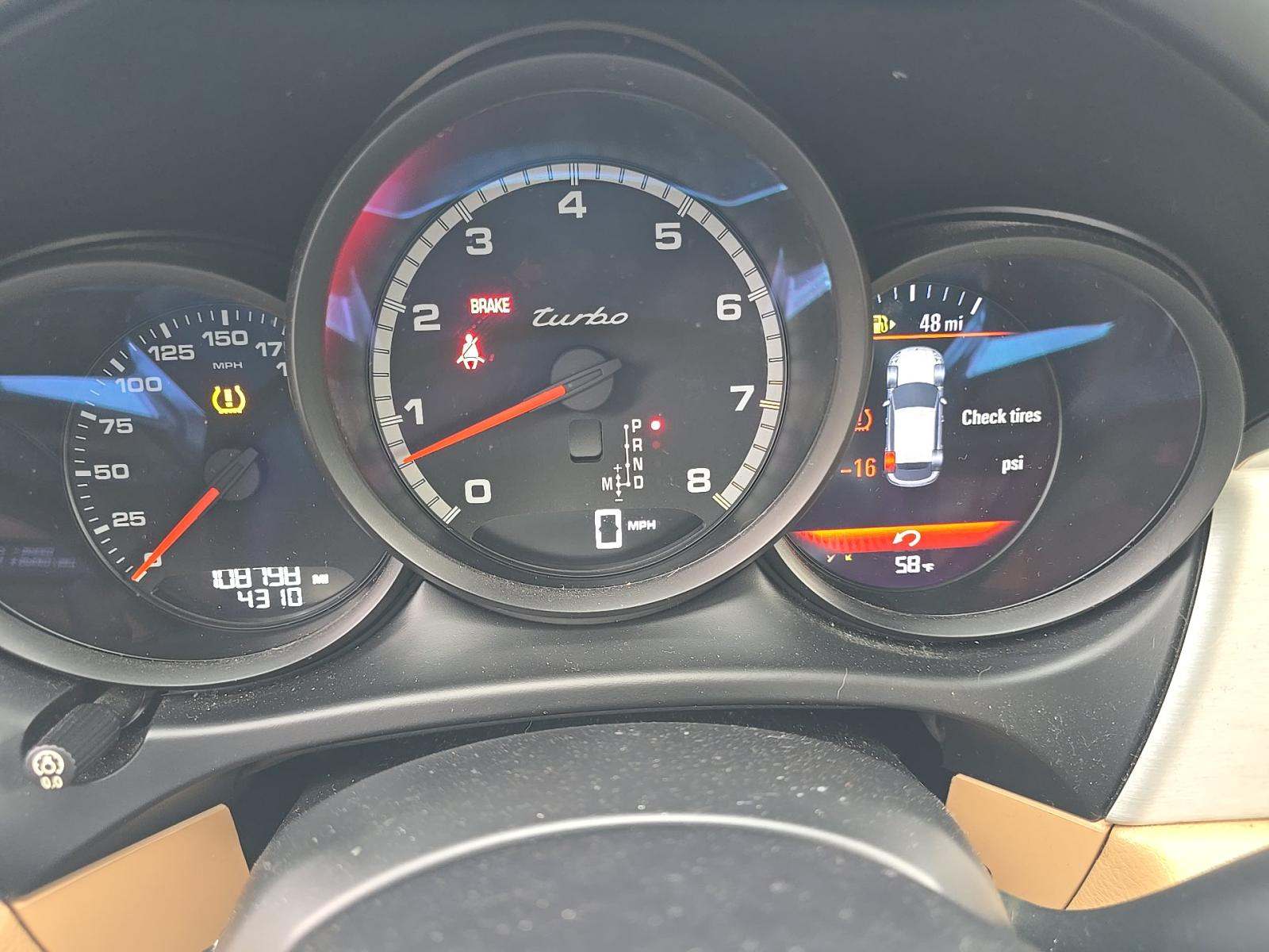 2017 Porsche Macan Turbo AWD