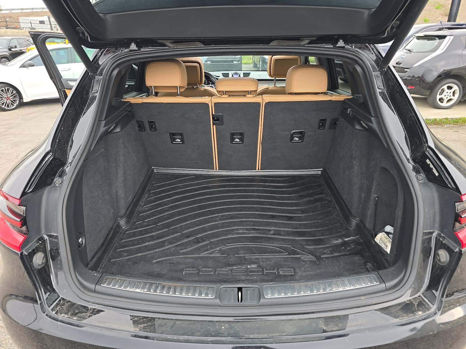2017 Porsche Macan Turbo AWD