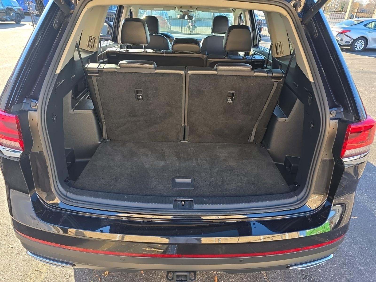 2025 Volkswagen Atlas 2.0T SE AWD