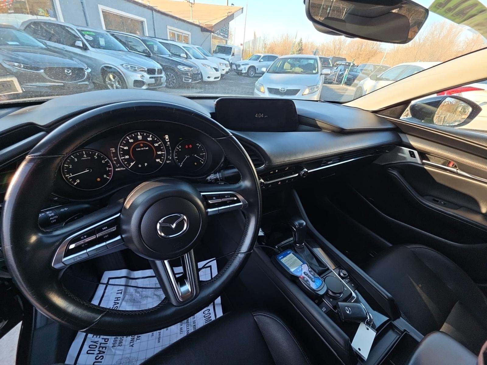 2019 MAZDA MAZDA3 Base FWD