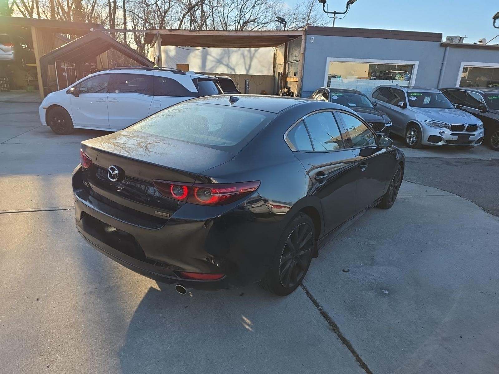 2019 MAZDA MAZDA3 Base FWD
