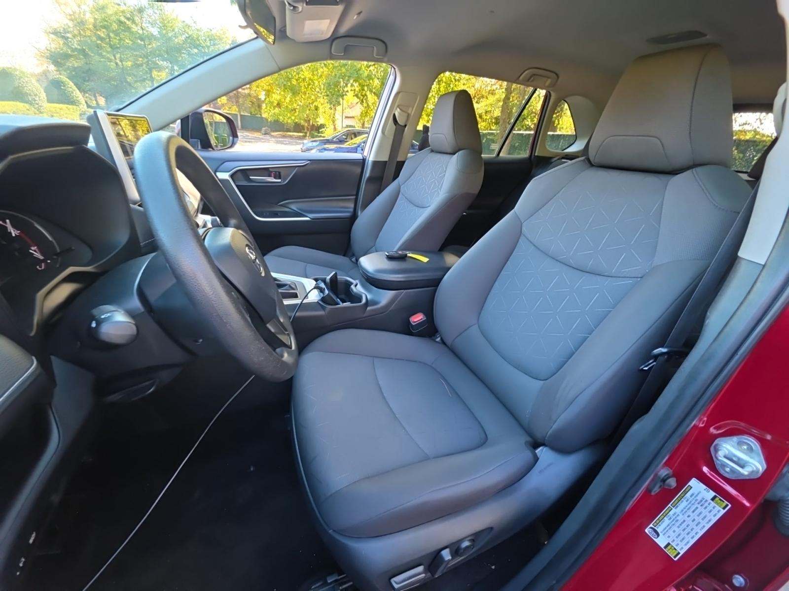 2023 Toyota RAV4 XLE AWD