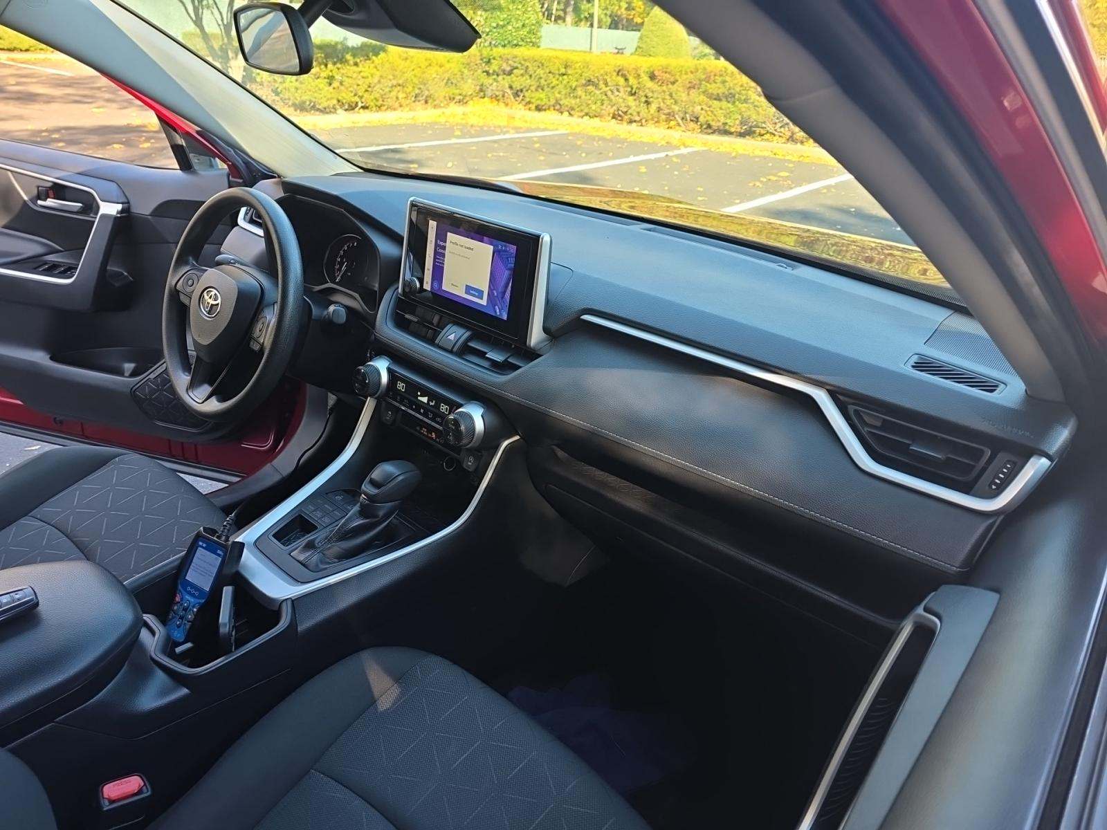 2023 Toyota RAV4 XLE AWD