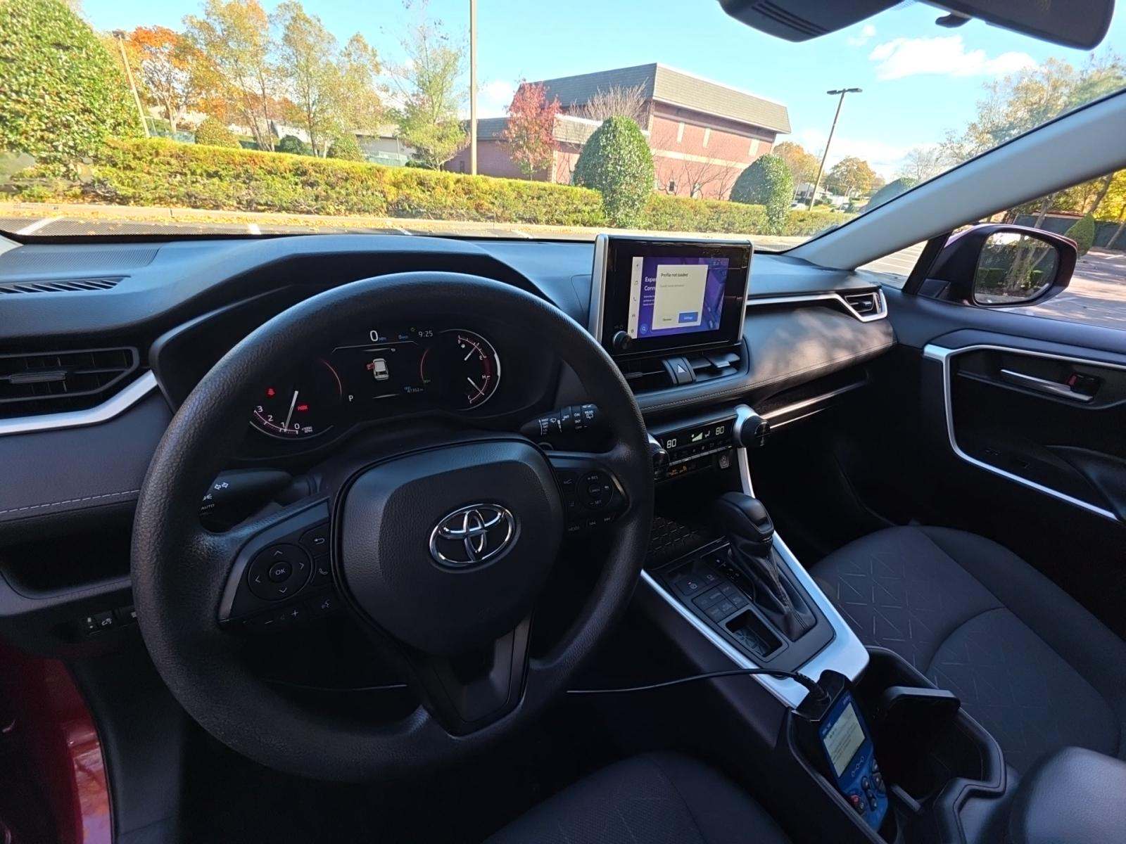 2023 Toyota RAV4 XLE AWD