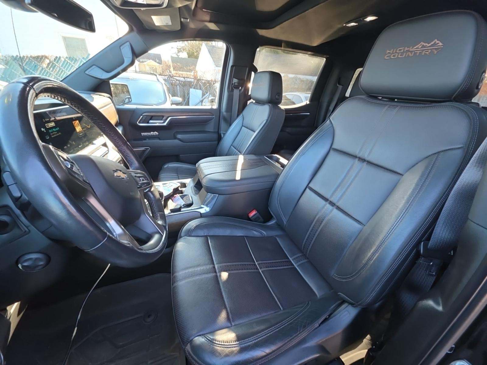 2023 Chevrolet Silverado 1500 High Country AWD