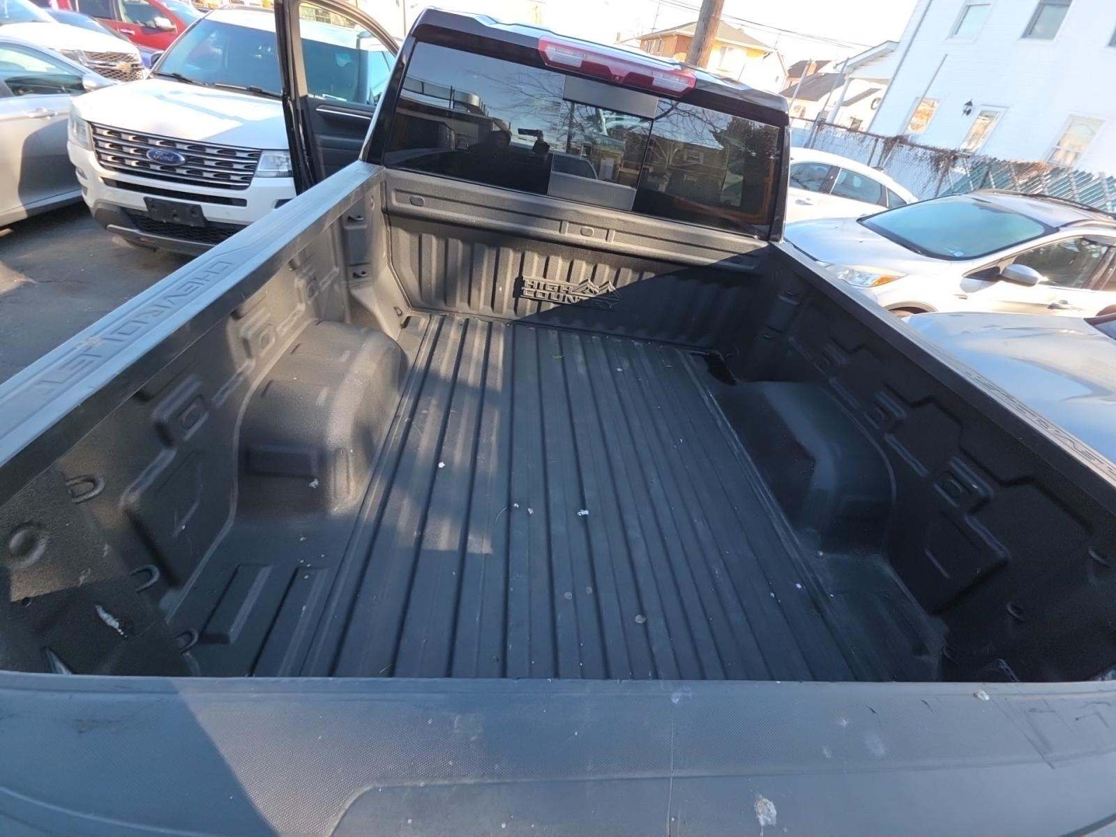 2023 Chevrolet Silverado 1500 High Country AWD