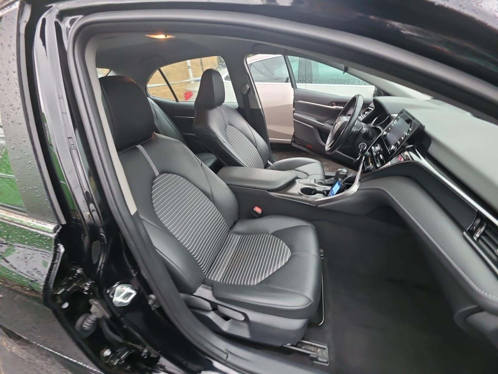 2024 Toyota Camry SE FWD