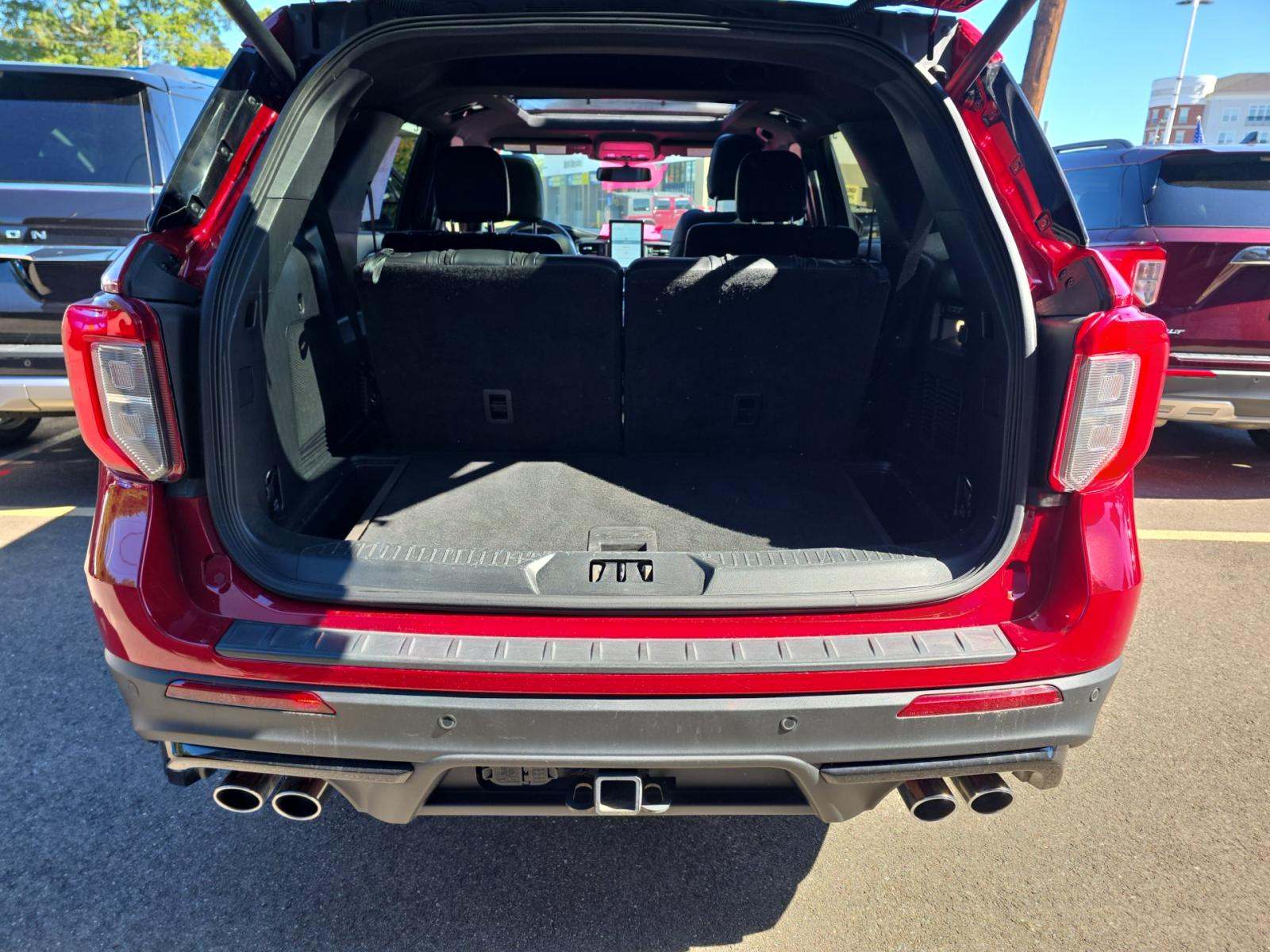 2022 Ford Explorer ST AWD