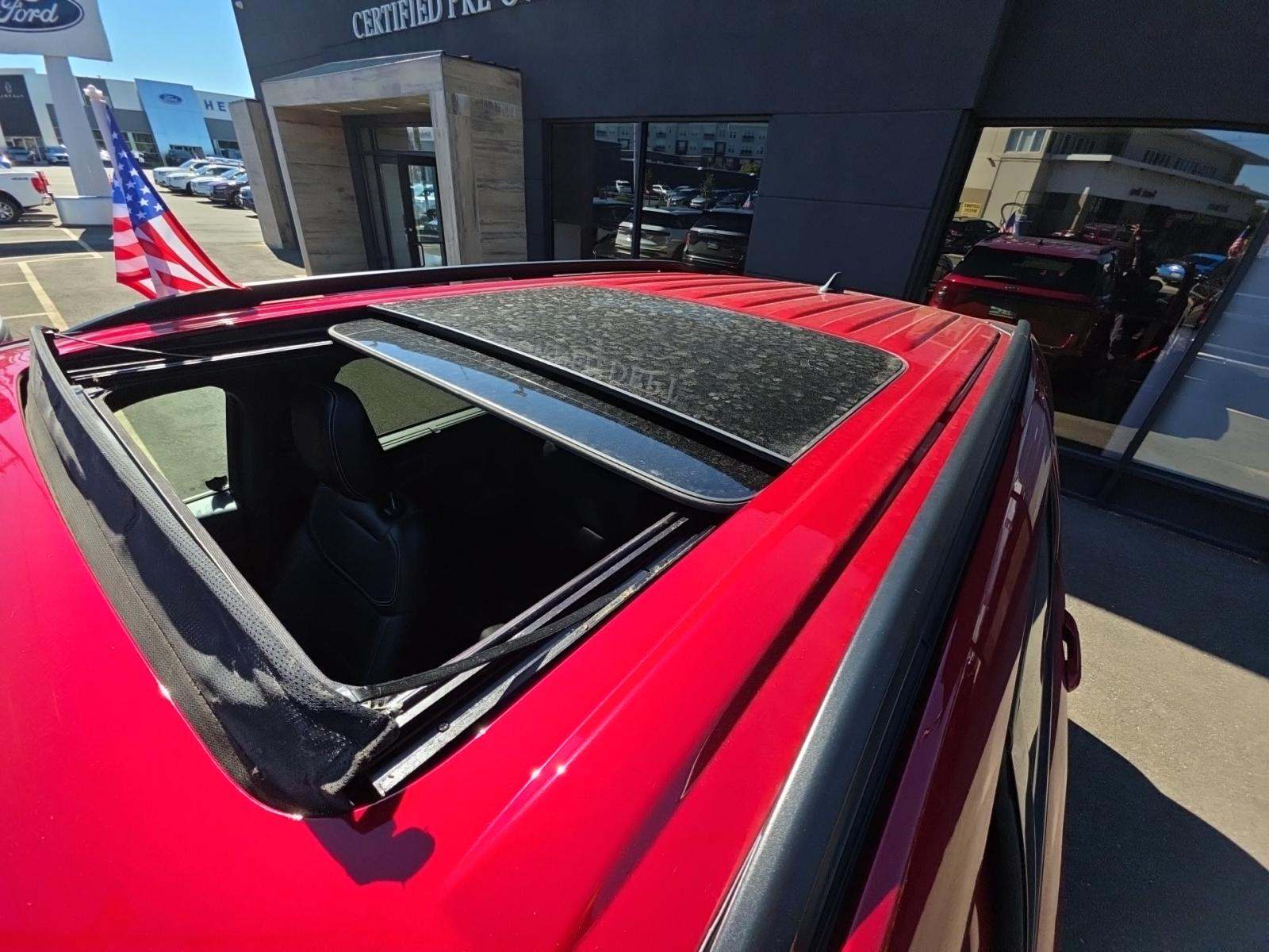 2022 Ford Explorer ST AWD