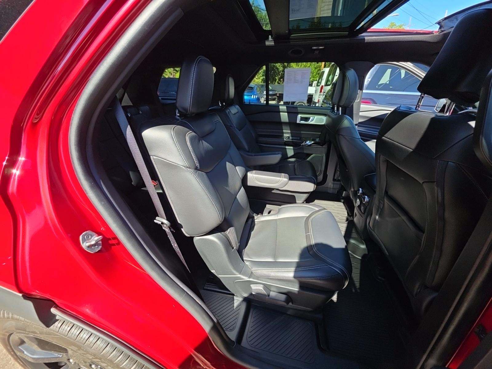 2022 Ford Explorer ST AWD