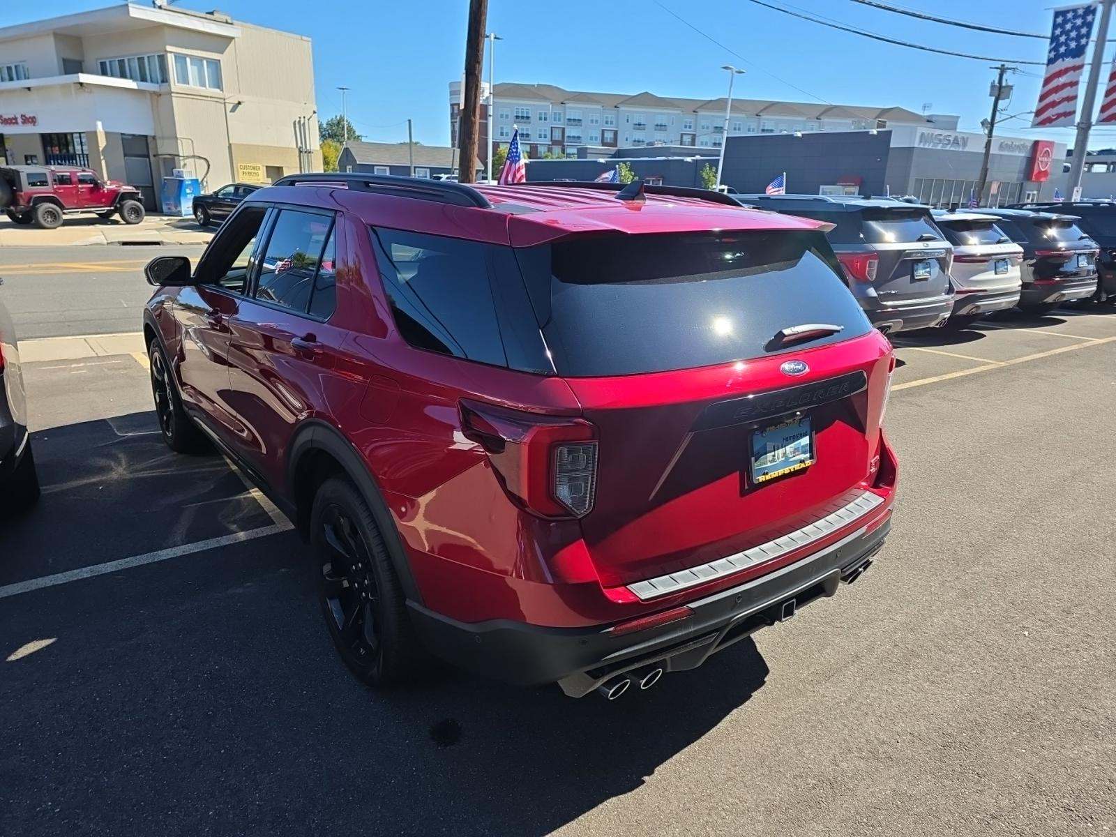 2022 Ford Explorer ST AWD