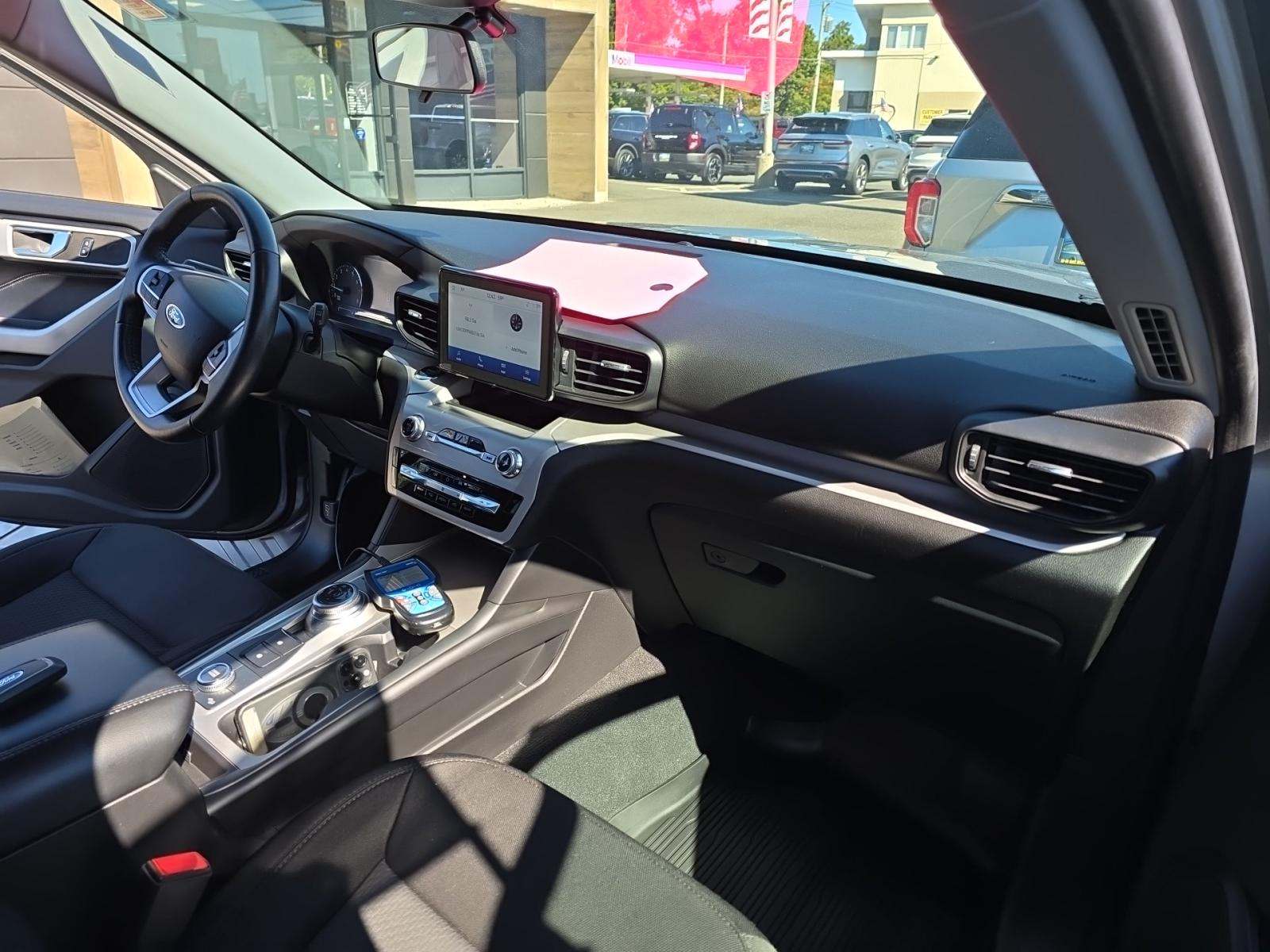 2022 Ford Explorer XLT AWD