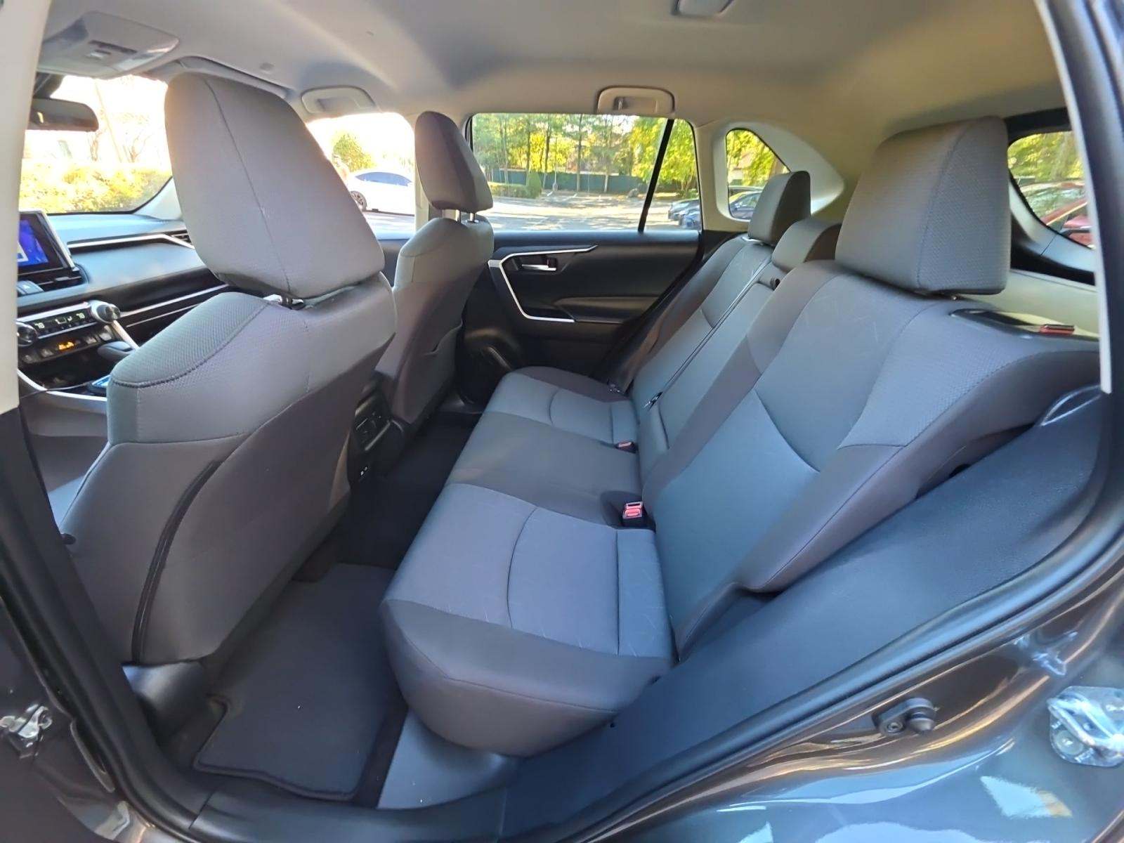 2025 Toyota RAV4 XLE AWD