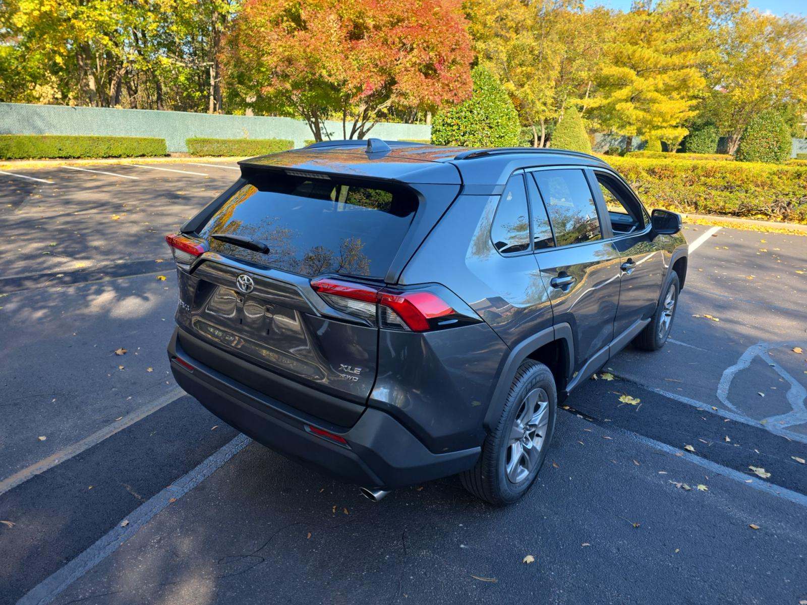 2025 Toyota RAV4 XLE AWD