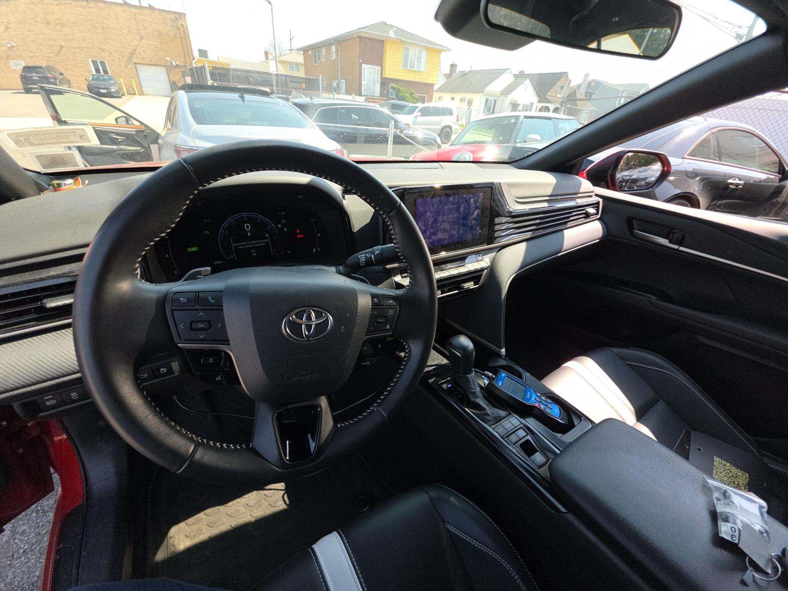 2025 Toyota Camry SE AWD