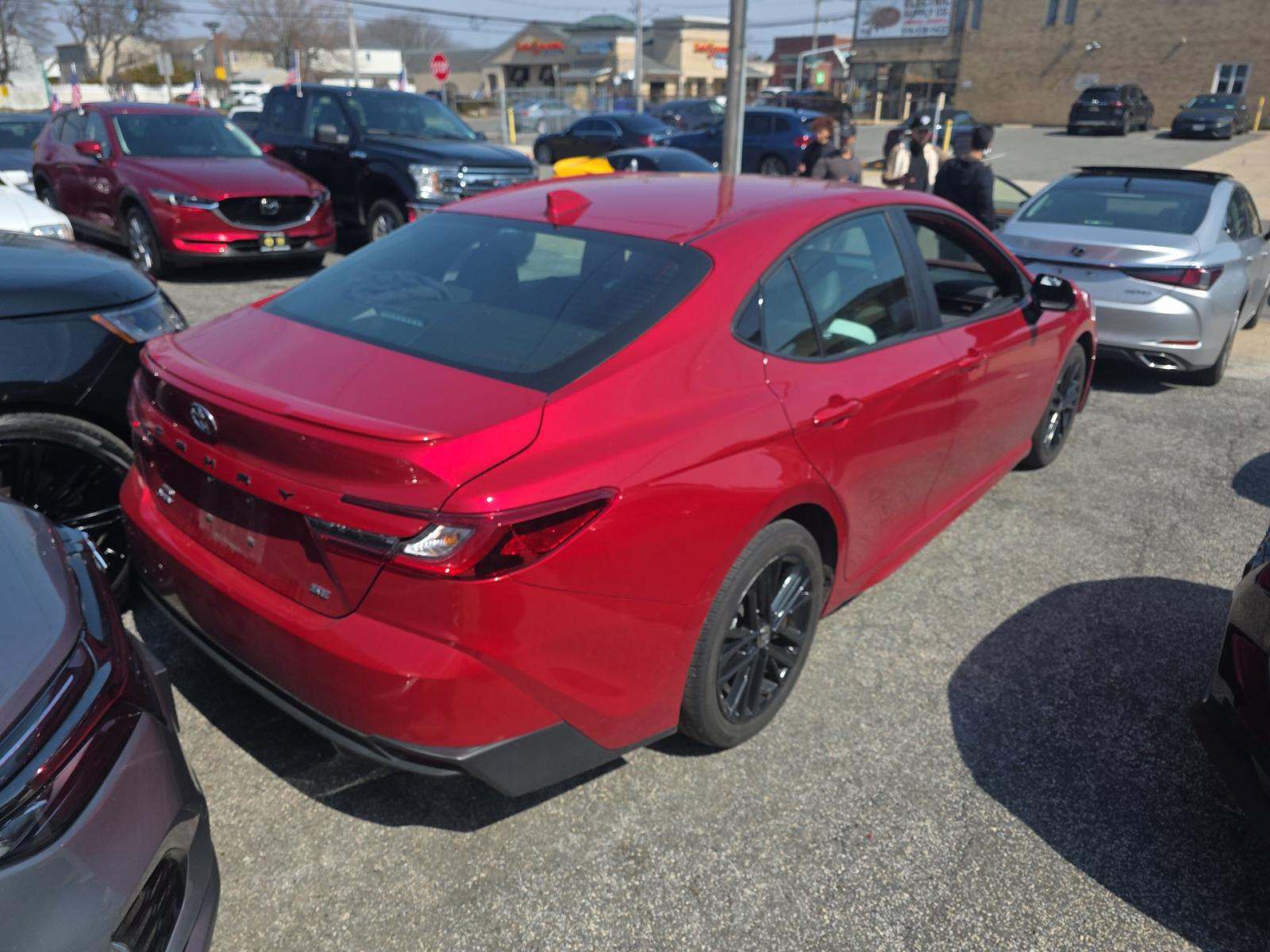 2025 Toyota Camry SE AWD