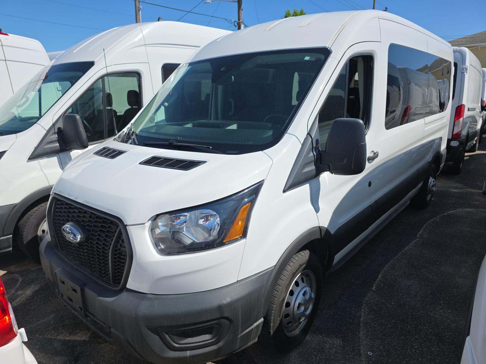 FORD TRANSIT 350 - 1