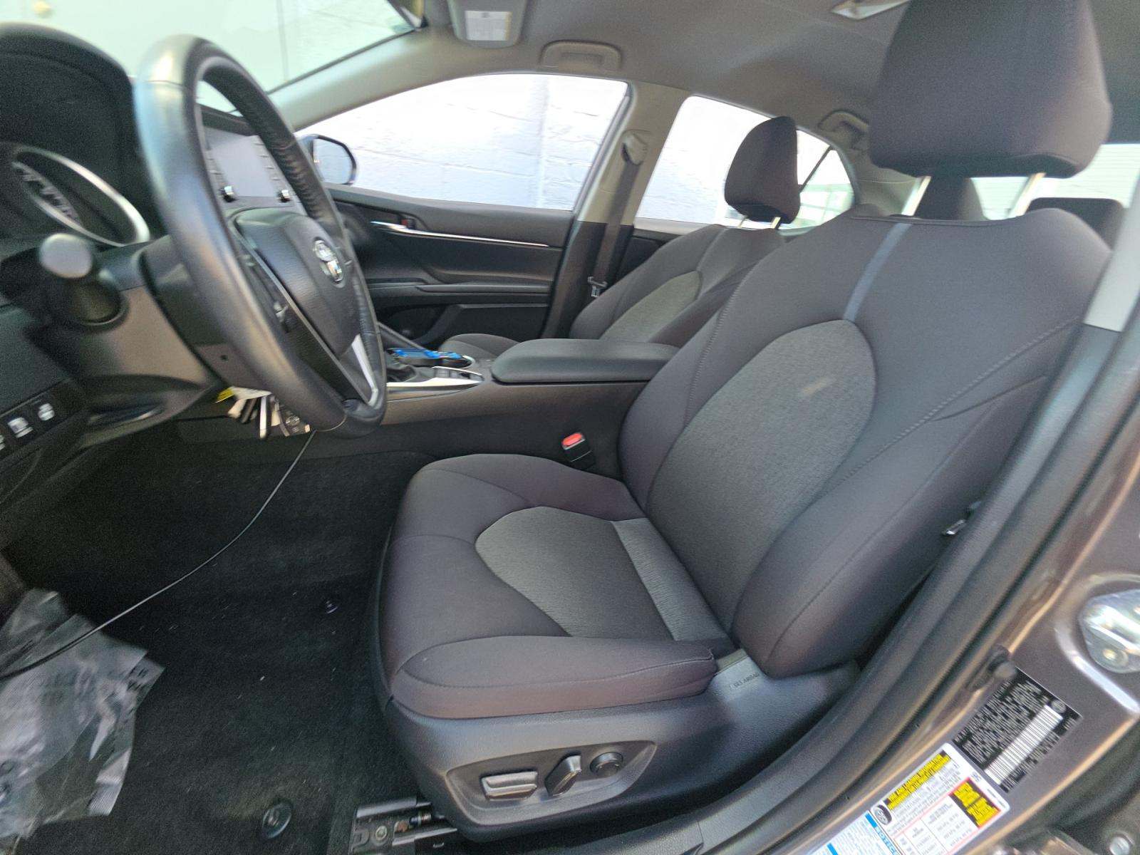 TOYOTA CAMRY - 6
