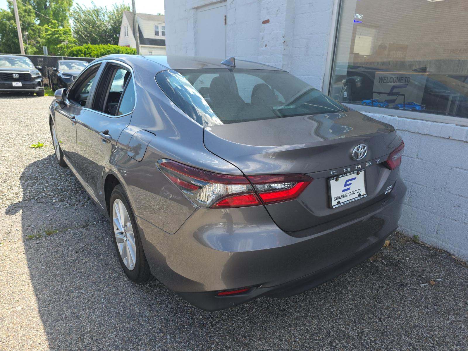 TOYOTA CAMRY - 2